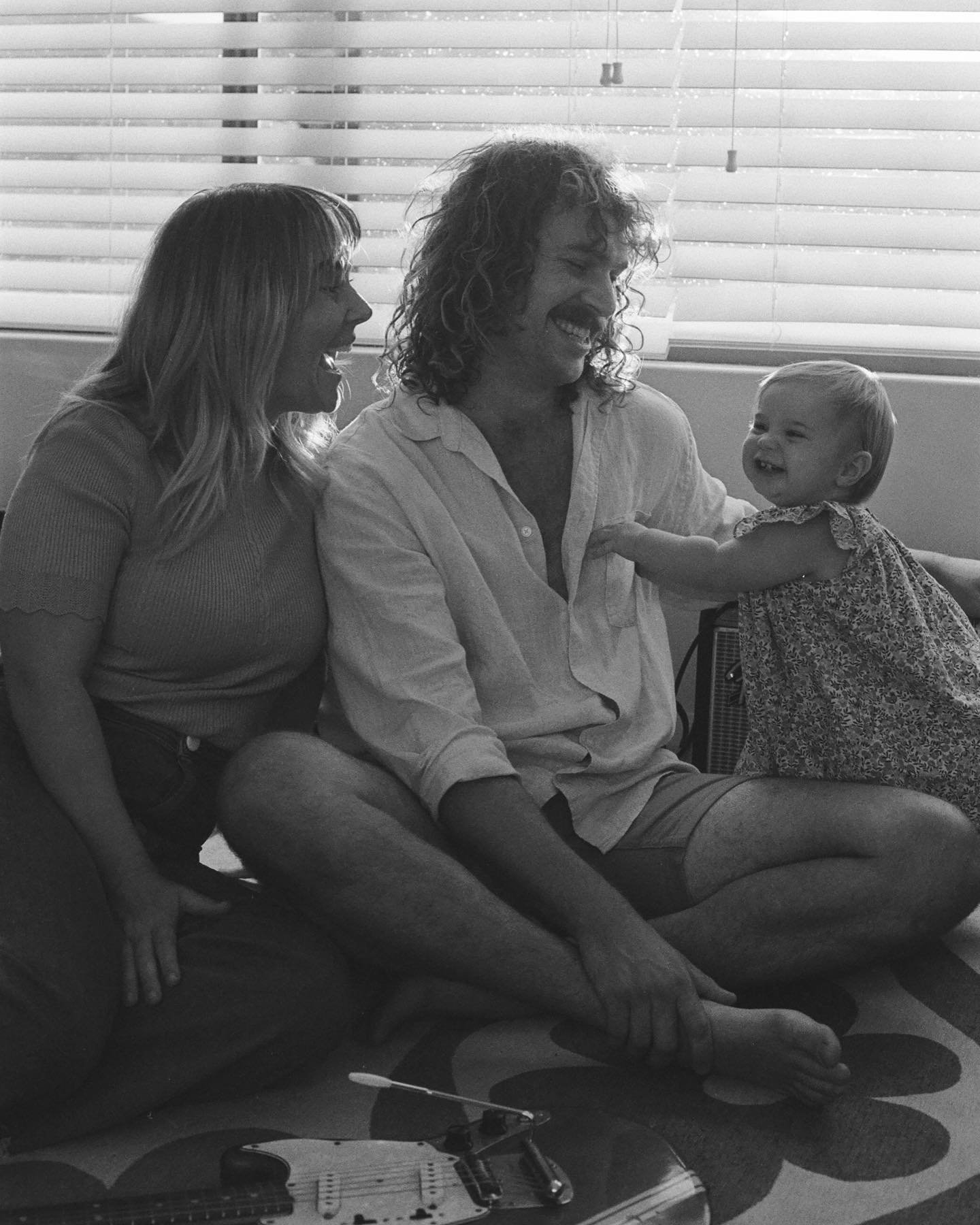 One of my fav snaps from this at home family session ✨