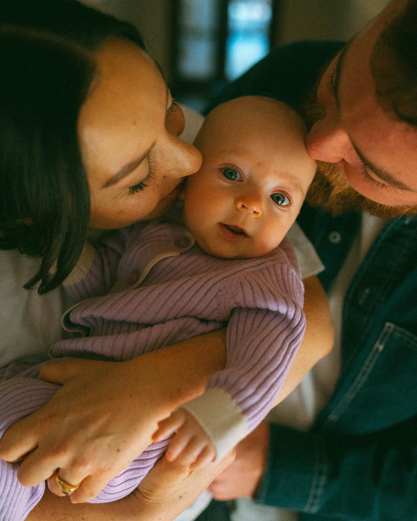 Loving these cooler sessions with a few more layers, knits &amp; snuggles 💕