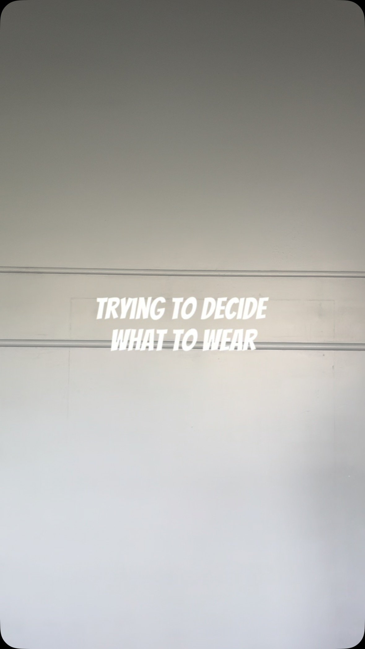 Me: I'll just pick one...
Also me: Changes four times because I can't decide which one!
•
•
•
•
#offgrayclothing #activewear #gymwear #choices #altactivewear