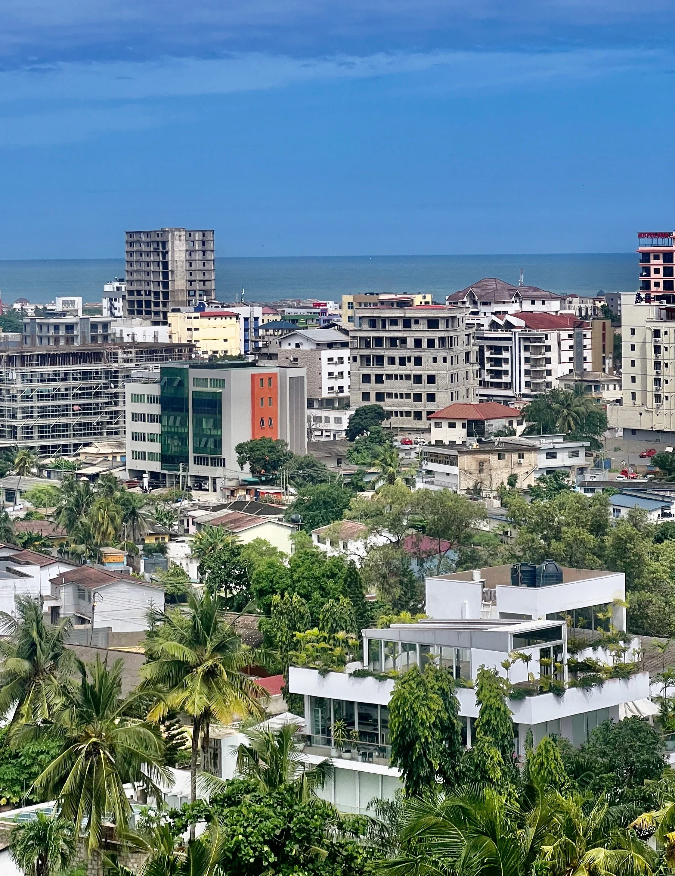 Ghana, Accra, Osu 2 bedroom Condo with Ocean view