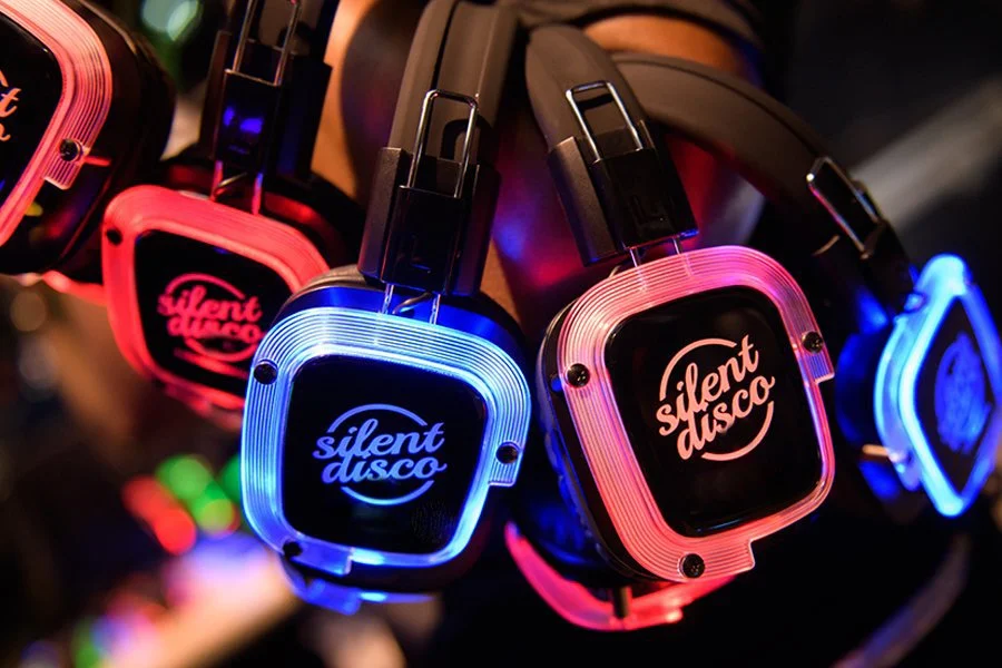 Headphone_closeup_alt.jpg