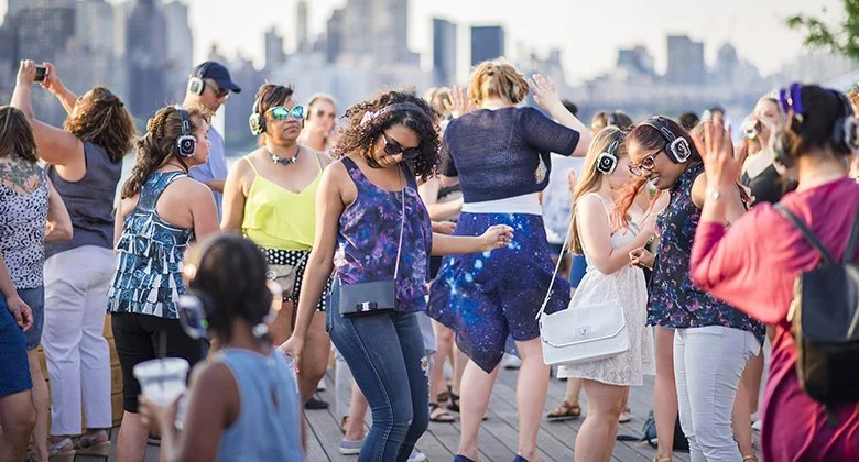 silentdiscofamily1.jpg