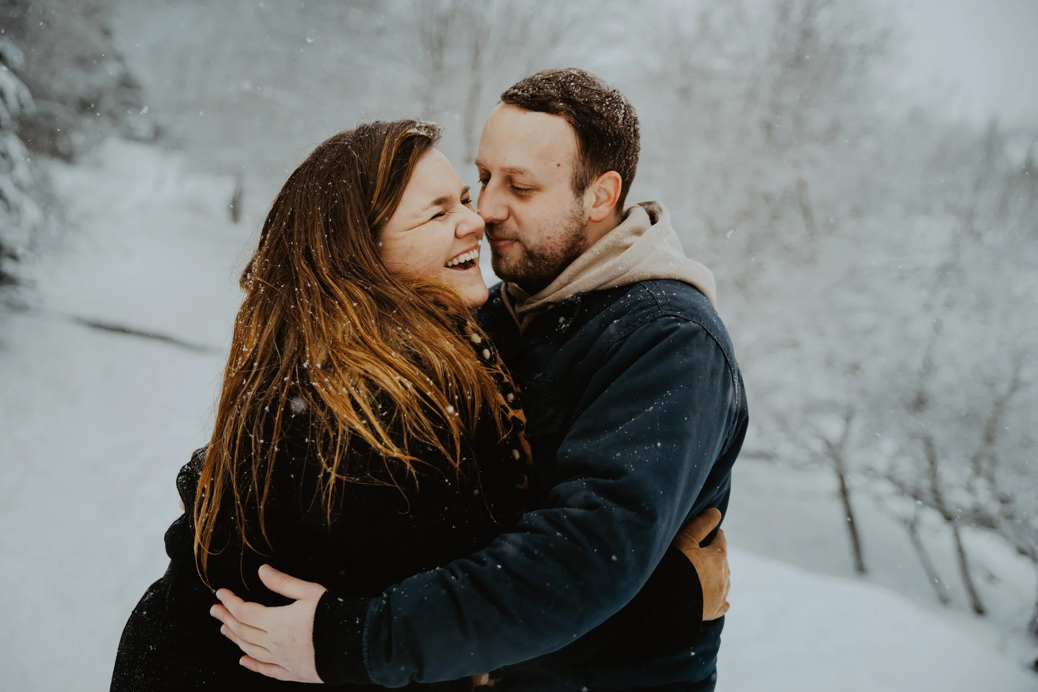 ingold-photographe-auvergne-portrait-couple-neige-40.jpg