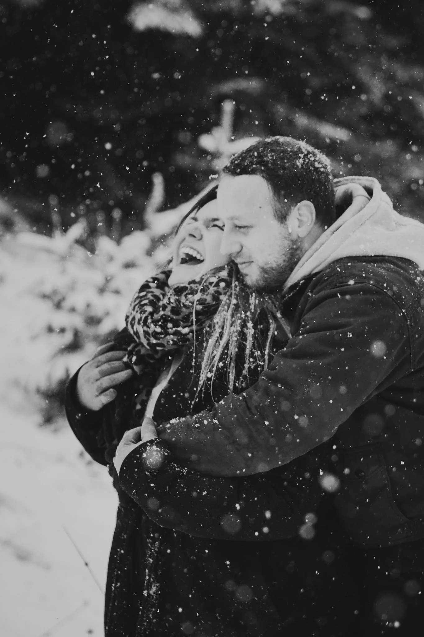 ingold-photographe-auvergne-portrait-couple-neige-19.jpg