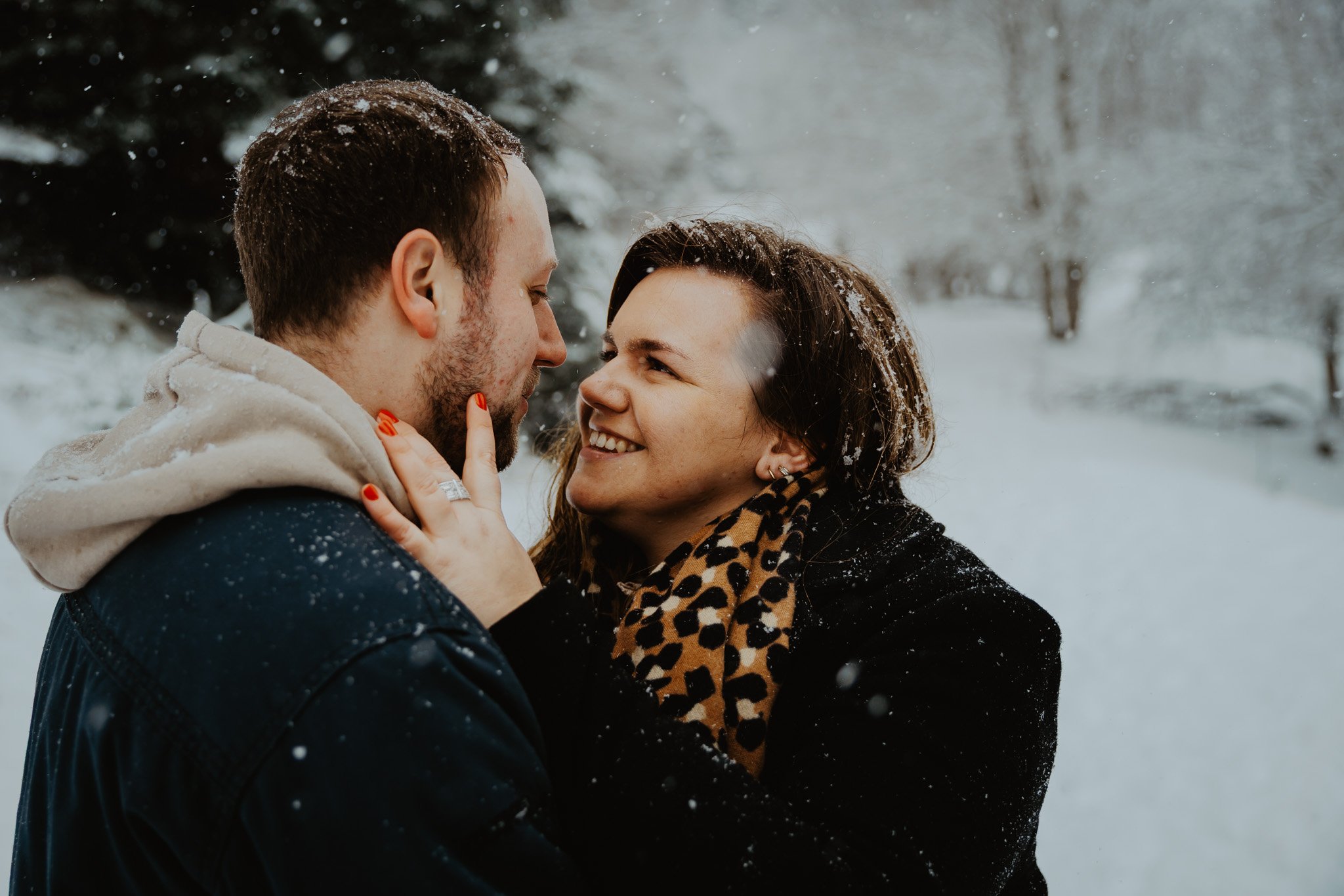 ingold-photographe-auvergne-portrait-couple-neige-22.jpg