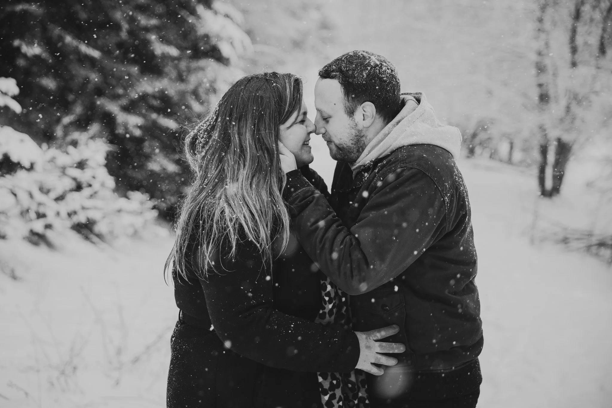 ingold-photographe-auvergne-portrait-couple-neige-33.jpg