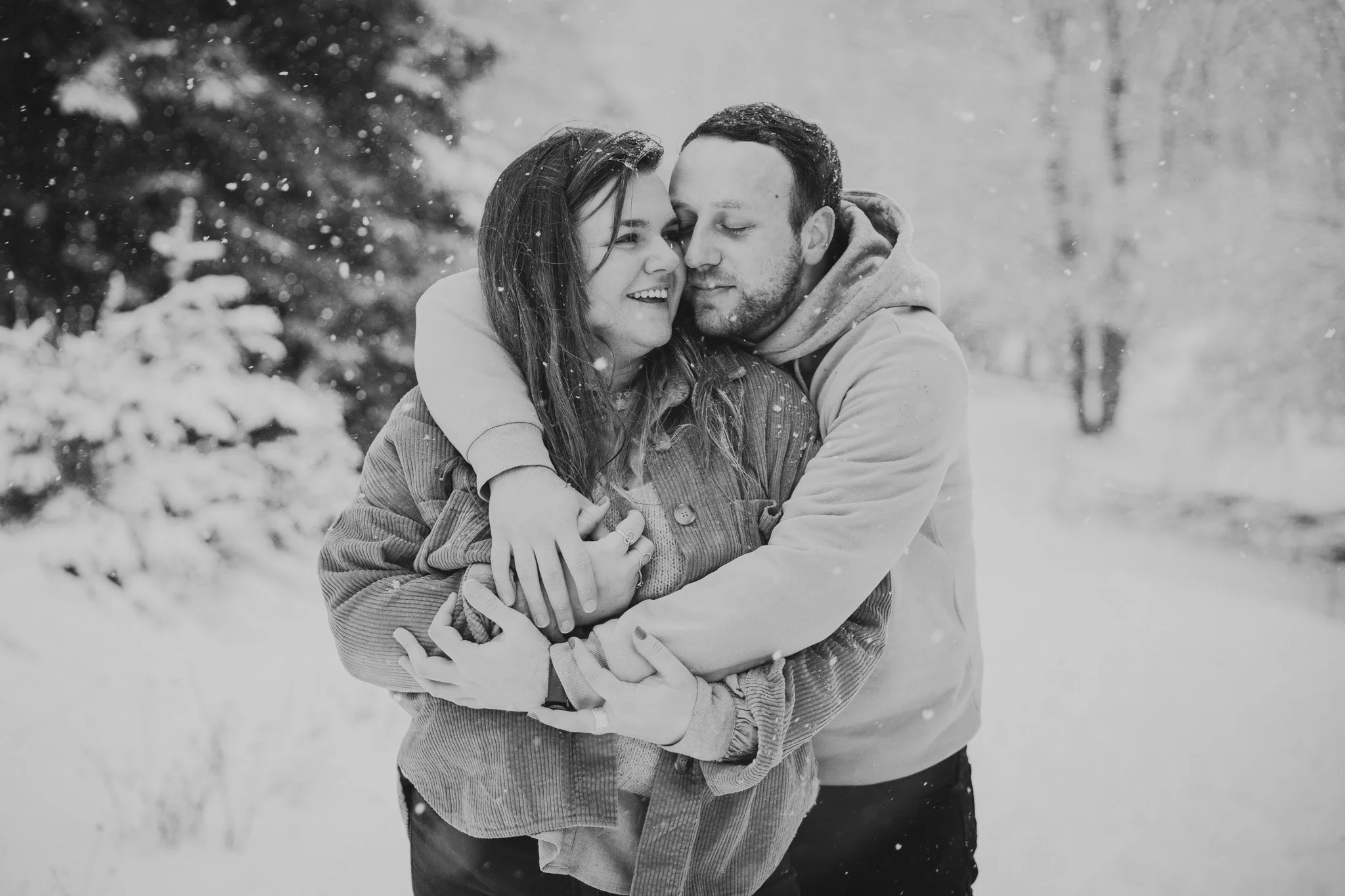 ingold-photographe-auvergne-portrait-couple-neige-53.jpg