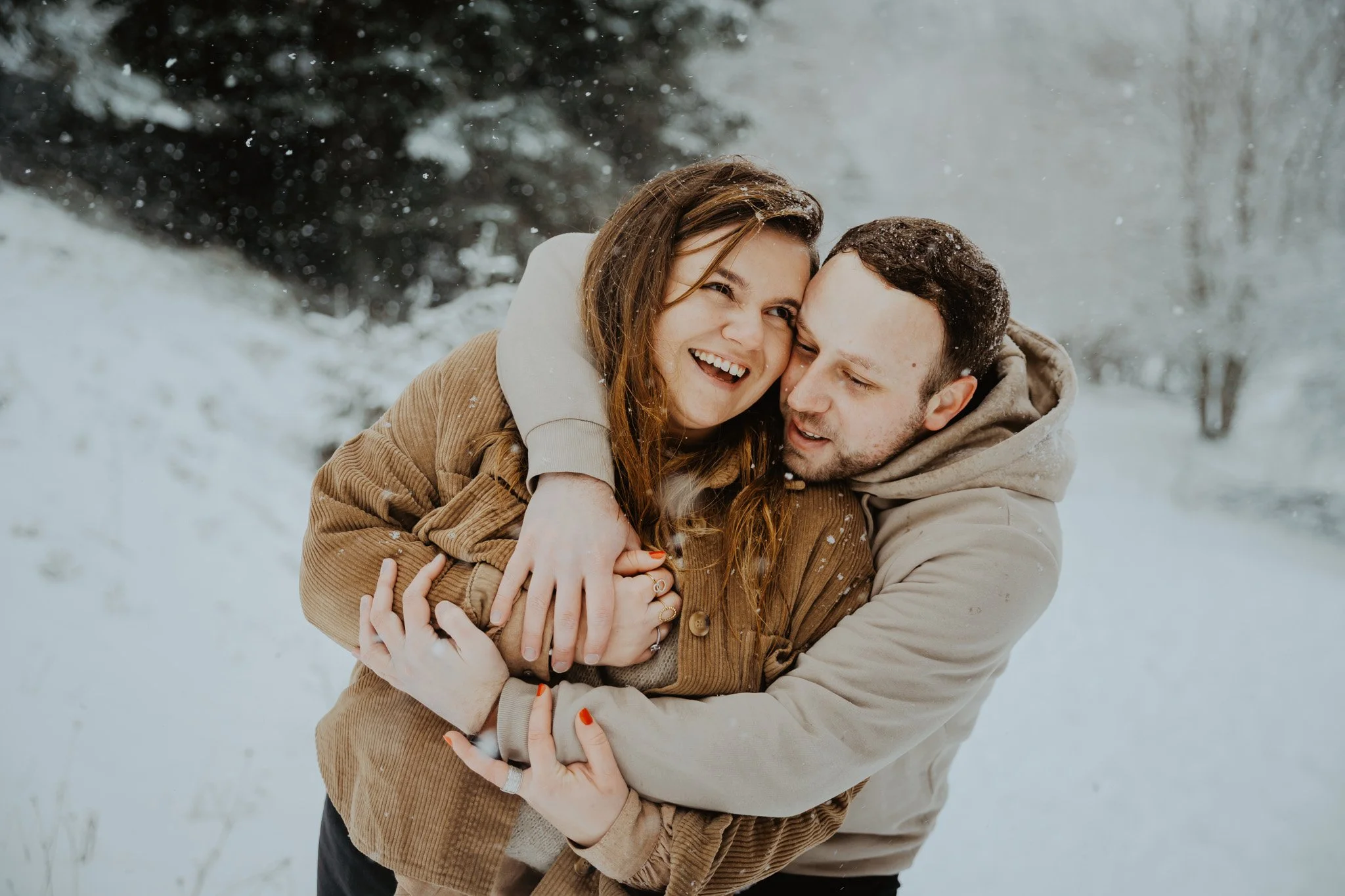 ingold-photographe-auvergne-portrait-couple-neige-56.jpg