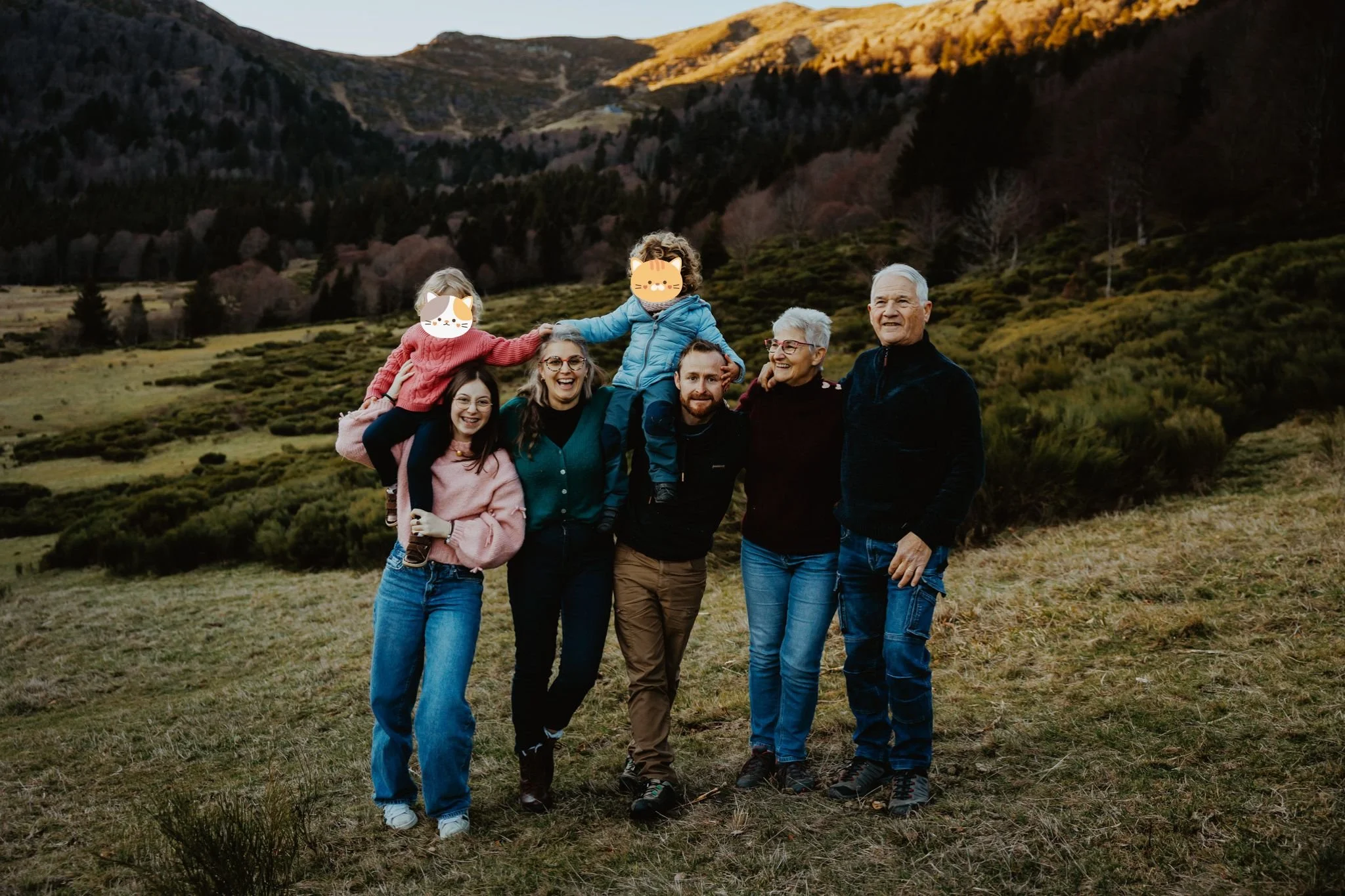 photo famille cantal hiver (3).jpg