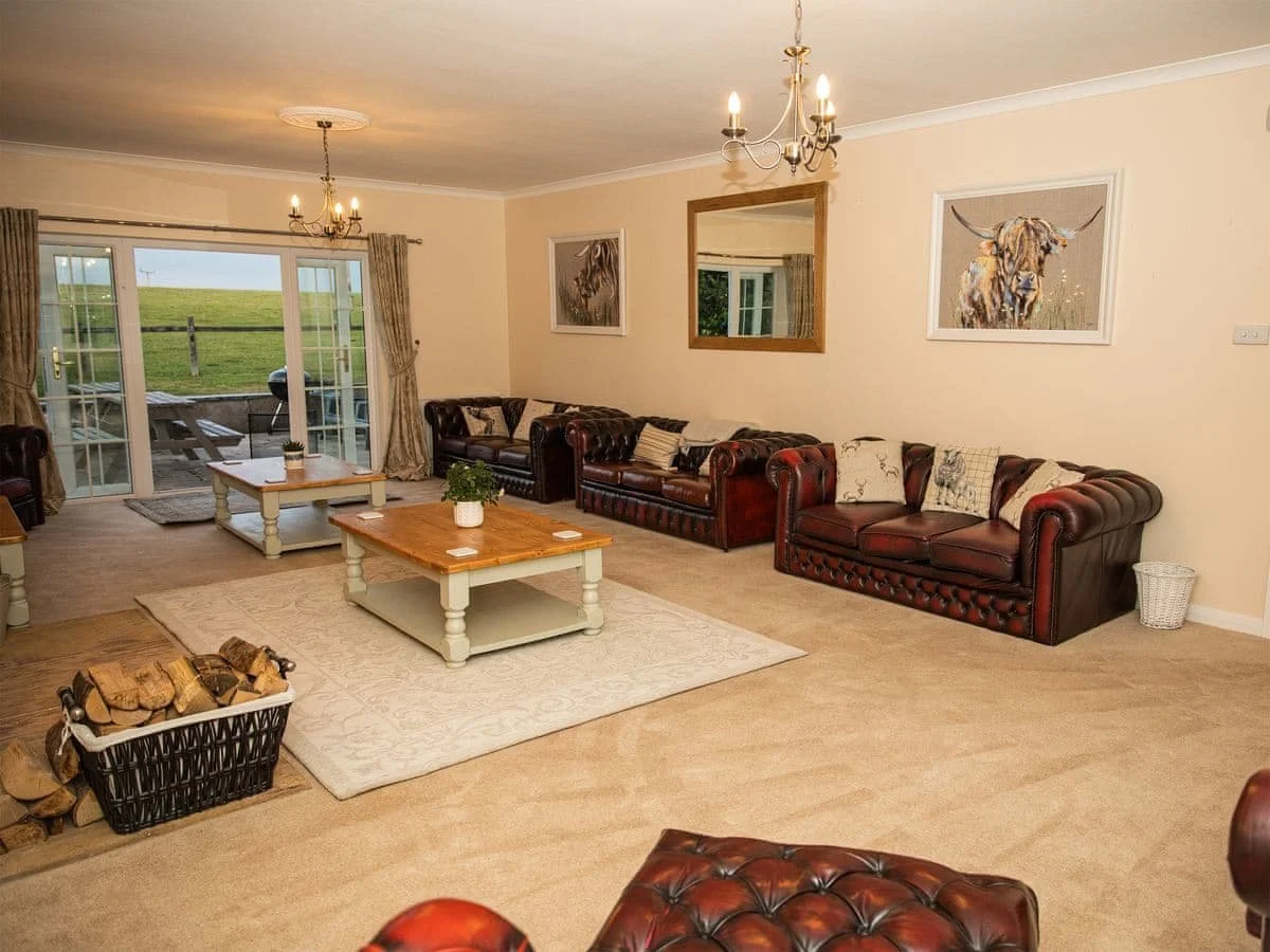 Main Living Room.jpg