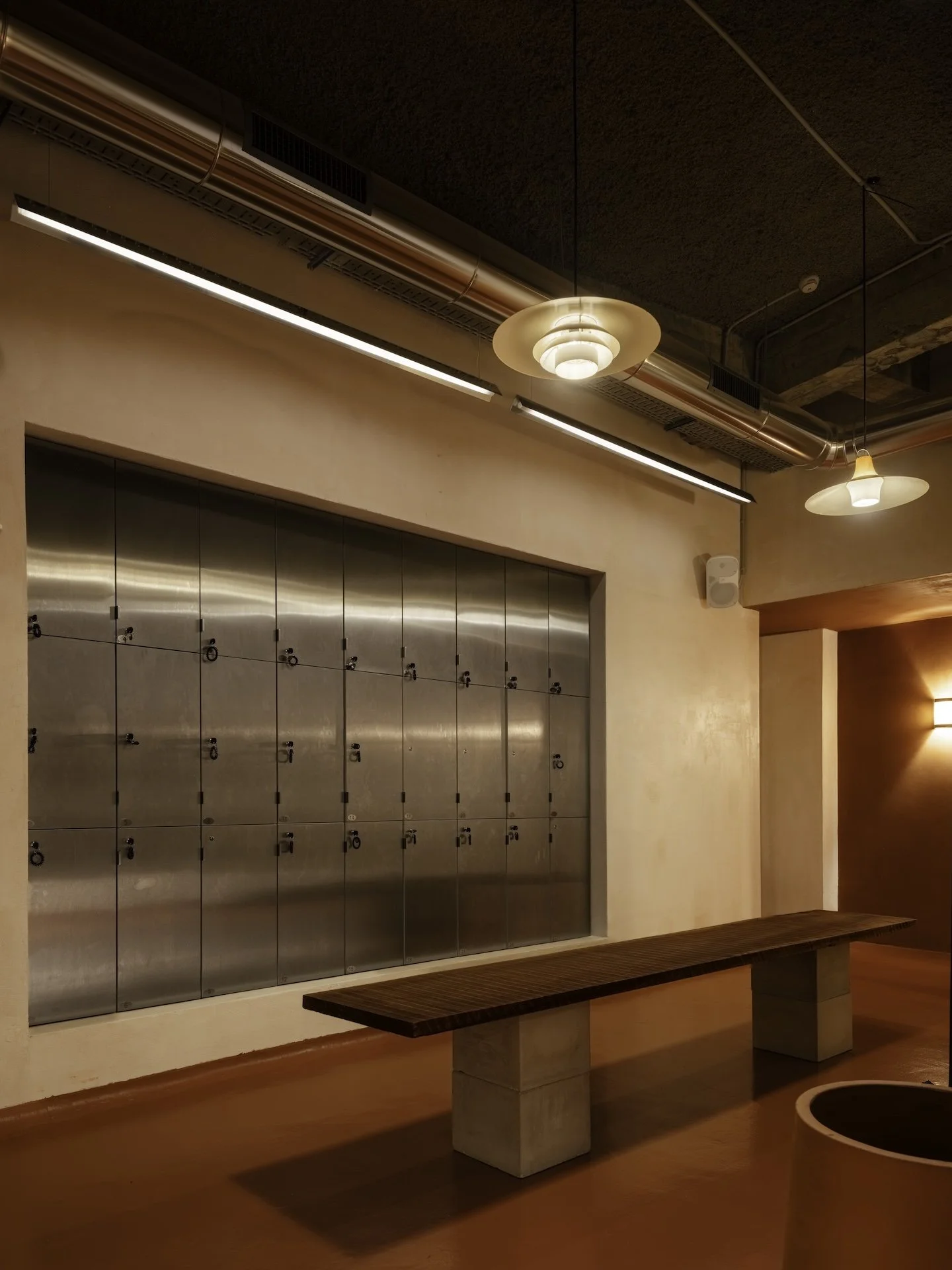 aimara_LNG-22-lockers.jpg