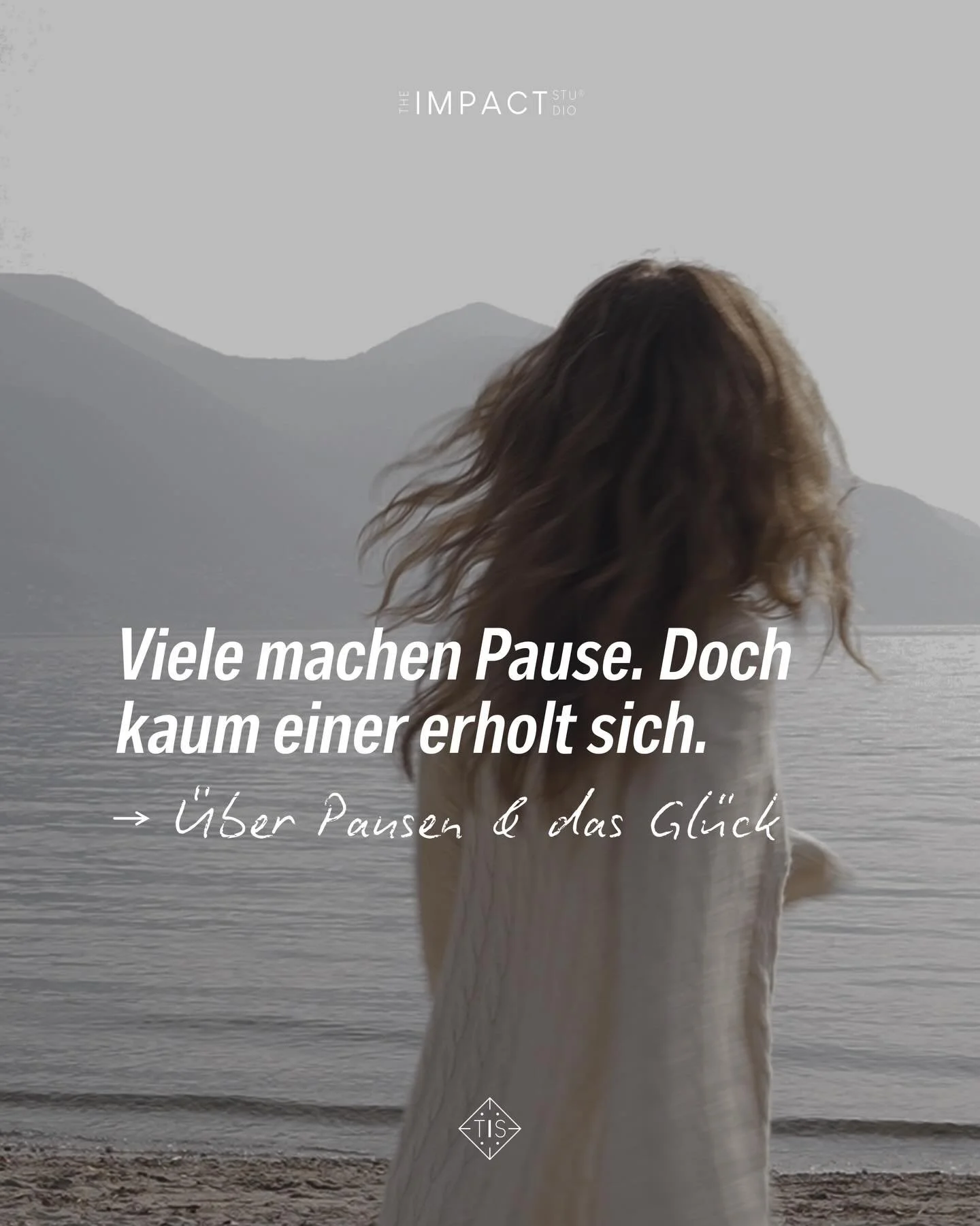 Vielleicht h&ouml;rt dann auch nach und nach diese ewige Suche auf; diese Suche nach dem &ldquo;mehr&rdquo;. 

Weil wir im Jetzt genug finden. 

Und erst, wenn wir entspannt sind, kann uns das Gl&uuml;ck finden, weil wir dann nicht mehr suchen. 

#ne