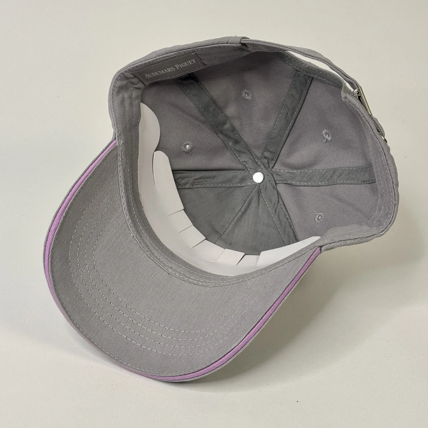 Audemars Piguet Grey Cotton Embroidered Cap – Adjustable  display picture 1