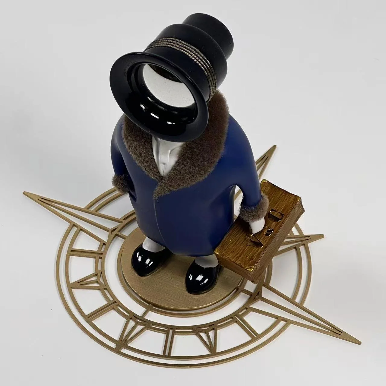 Vacheron Constantin Gold Dial Base Watchmaker Display Figurine