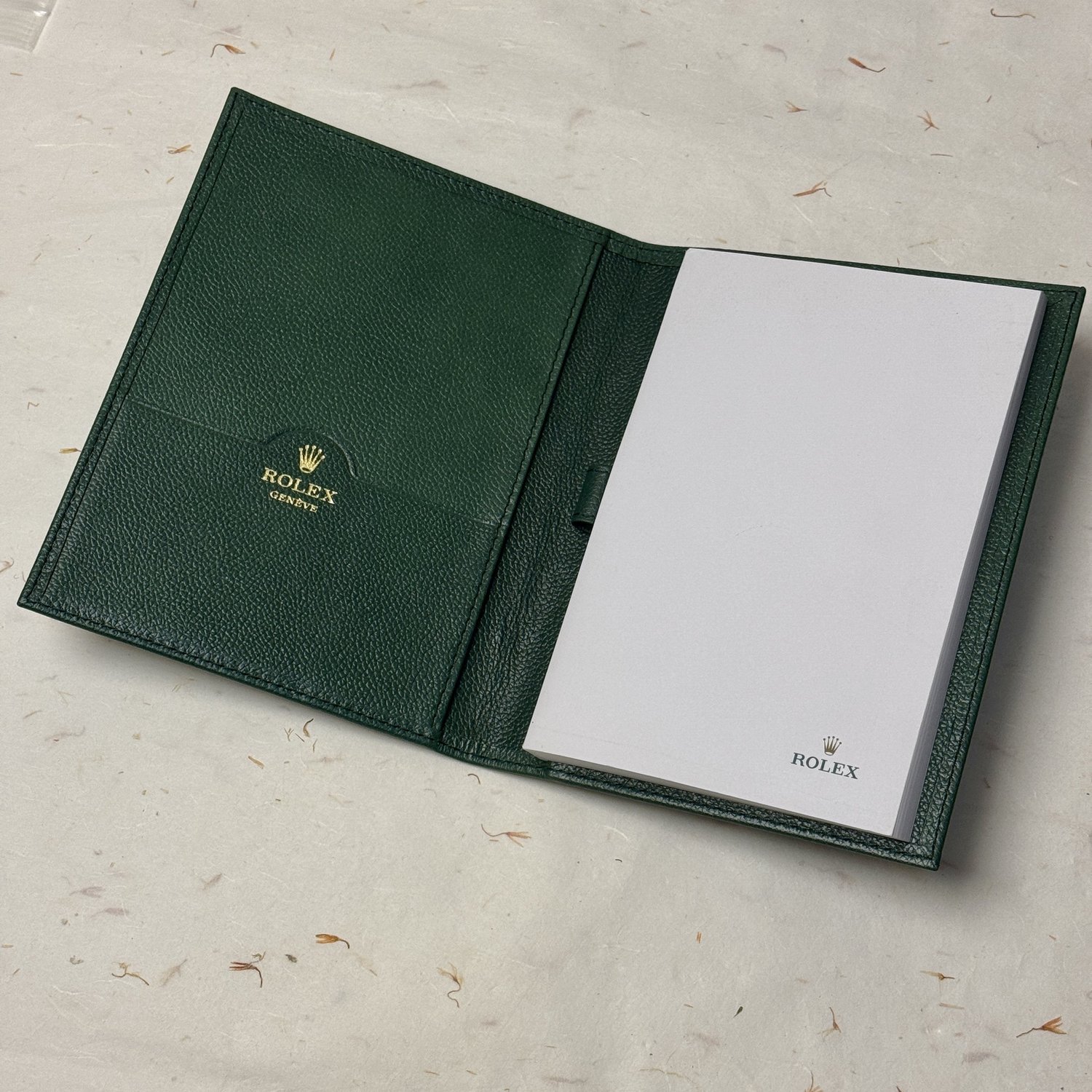 ROLEX ロレックス メモ帳 ノート レザーケース ボールペン付き Rolex Green Leather Notepad – Luxury Pebble Leather Notepad for
