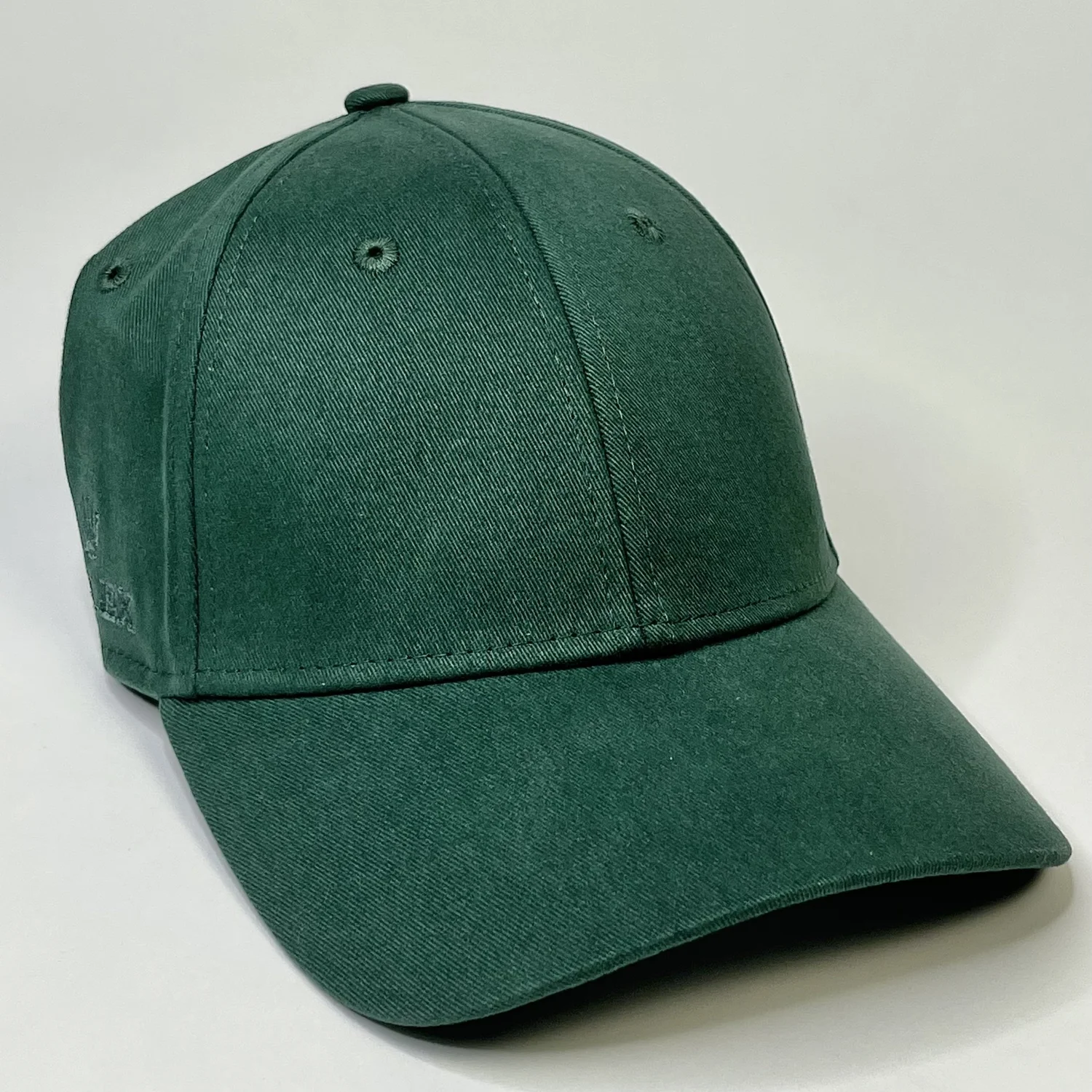 Classic Fit Baseball Cap - Adjustable Strap with Silver Buckle, Embroidered Logo Cotton Adjustable Baseball Cap With Metal Buckle - SBGHZ3128  main image 2