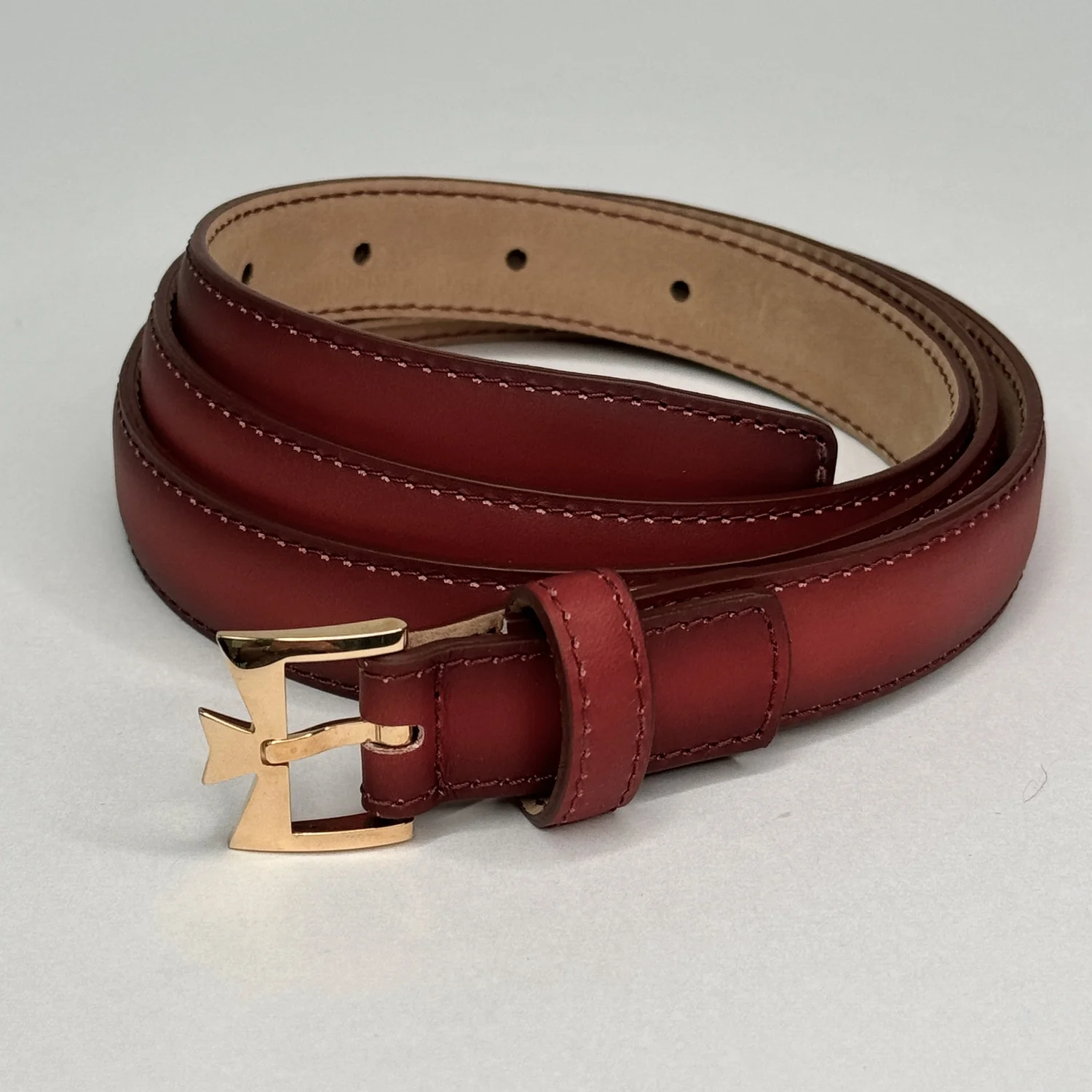 Vacheron Constantin Red Leather Belt – Gold Maltese Cross Buckle display picture 3