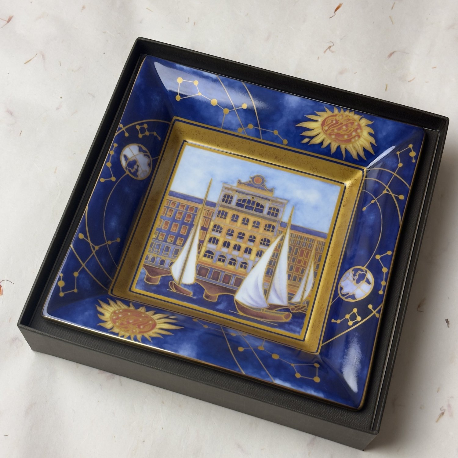 Vintage Délicat Cameo Femme Plastique Wedgwood Bleu Blanc Vintage Délicat Cameo Femme Plastique Wedgwood Bleu Blanc