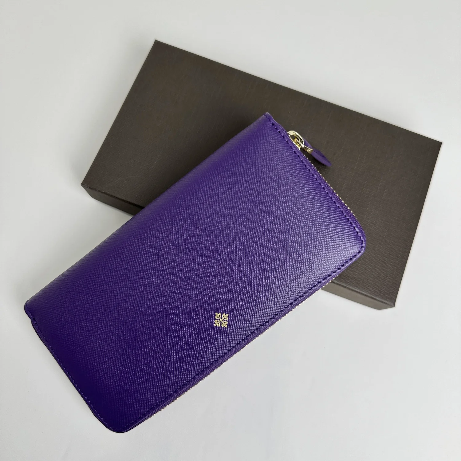 Patek Philippe Purple Leather Zip Wallet – Calatrava Saffiano
