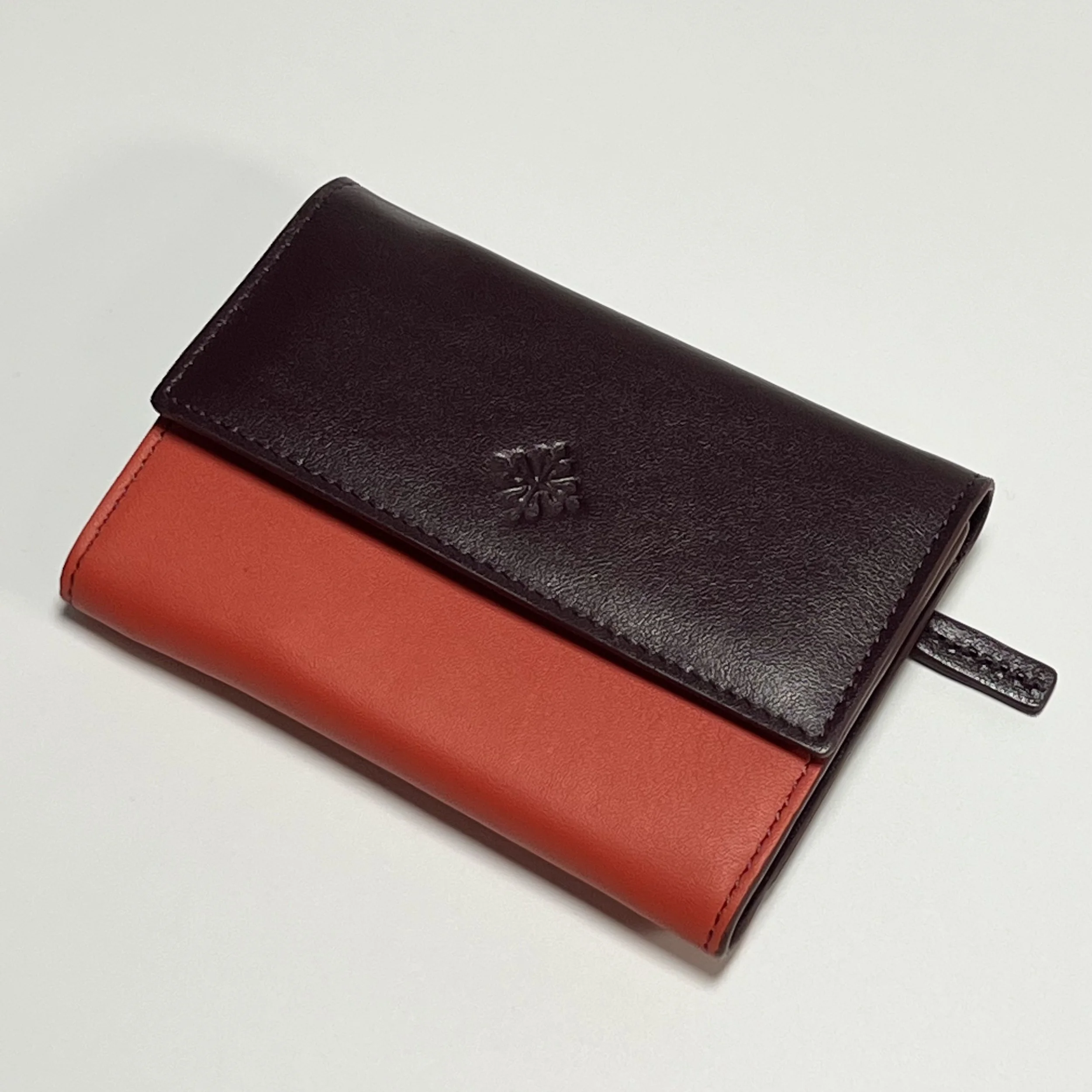 Patek Philippe Calatrava Dual-Tone Leather Wallet Key Holder Set