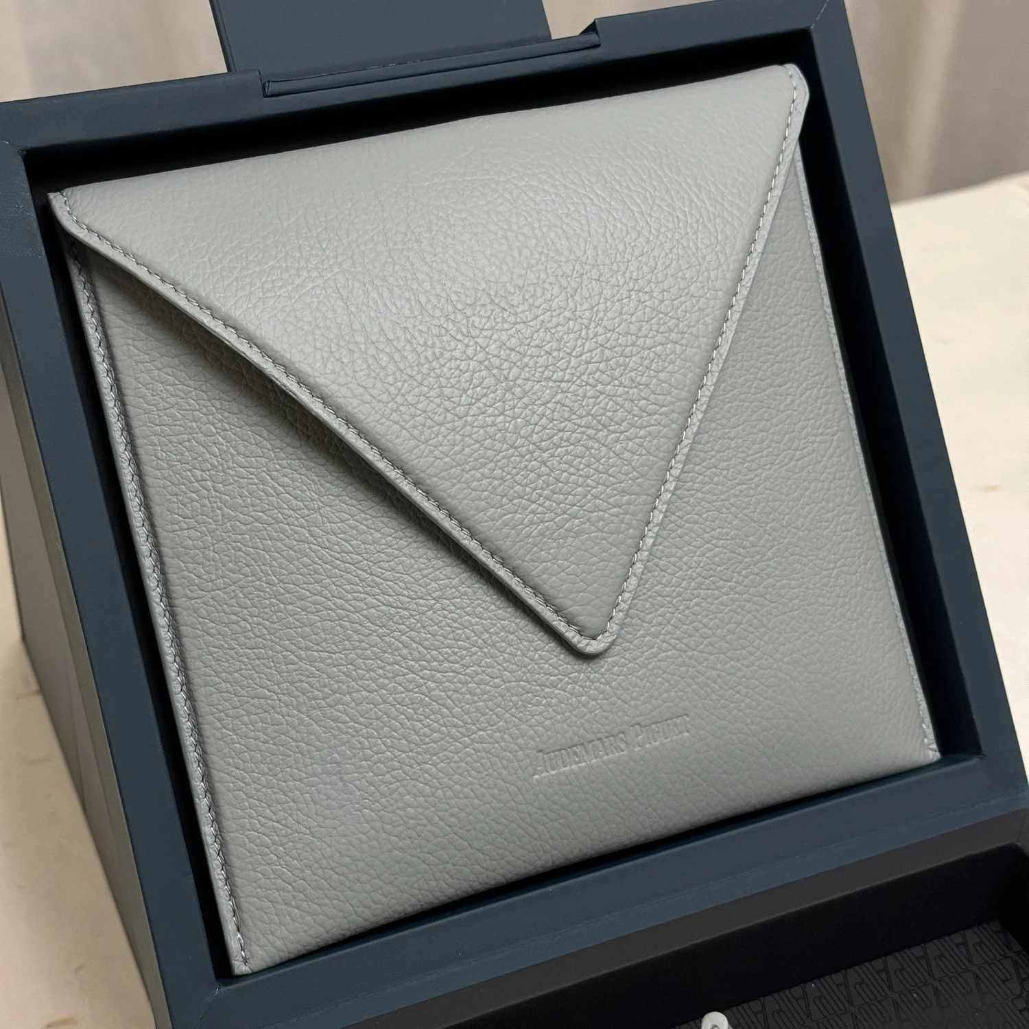 Audemars Piguet Watch Cleaning Set – Luxury Travel Case & Care Kit 