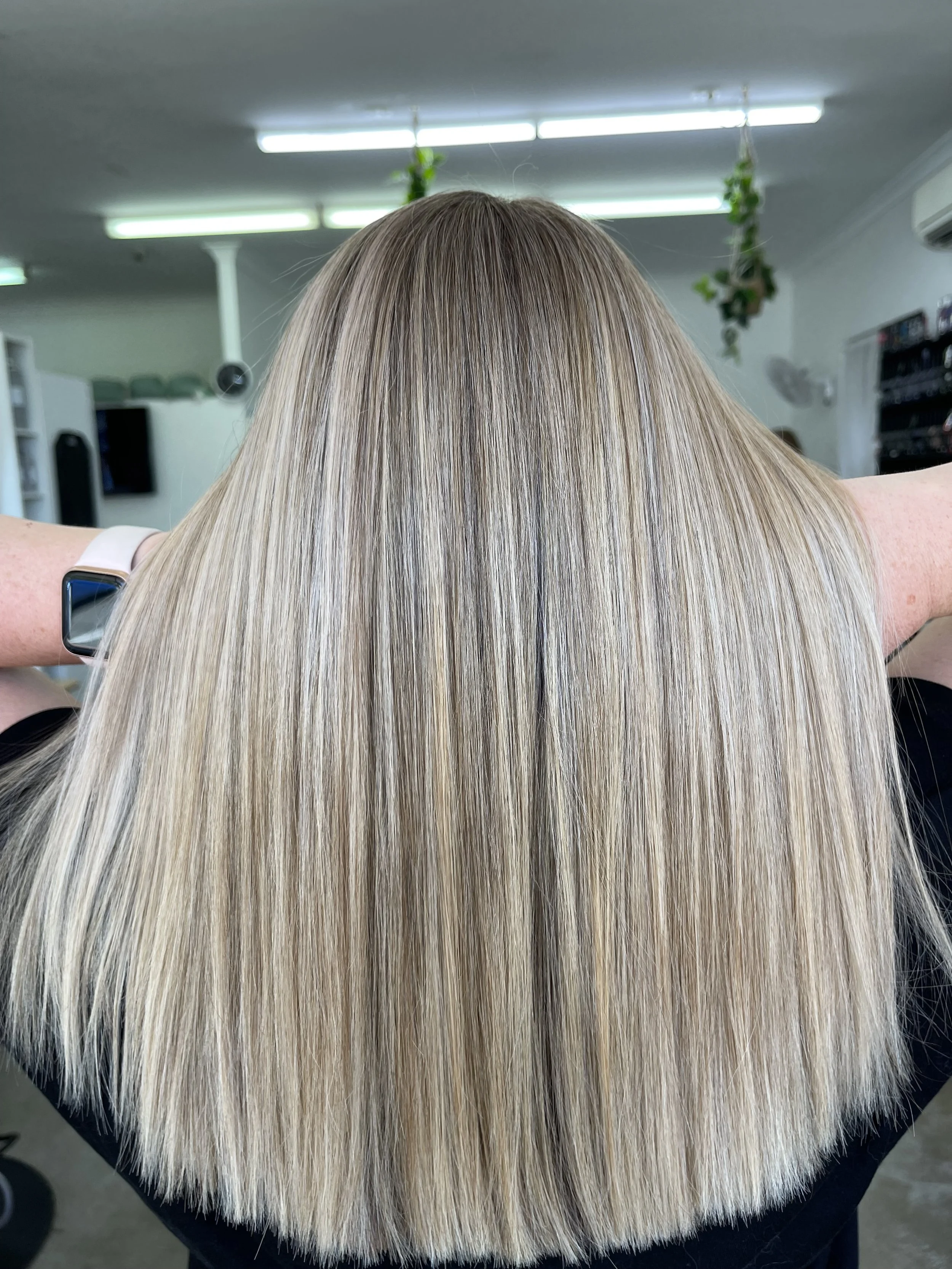 straight hair mobile hairdresser