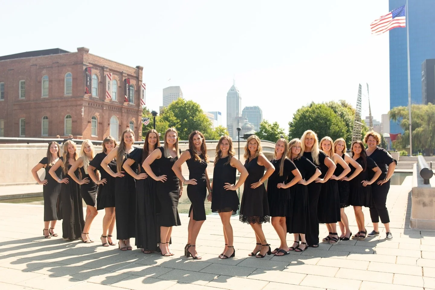 🍁 Happy Thanksgiving from Day 1 Wedding Coordinating 🍁
Today we&rsquo;re reflecting with grateful hearts. We&rsquo;re thankful for the blessing of this work, for God&rsquo;s guidance in every season, and for the joy of walking alongside couples on 