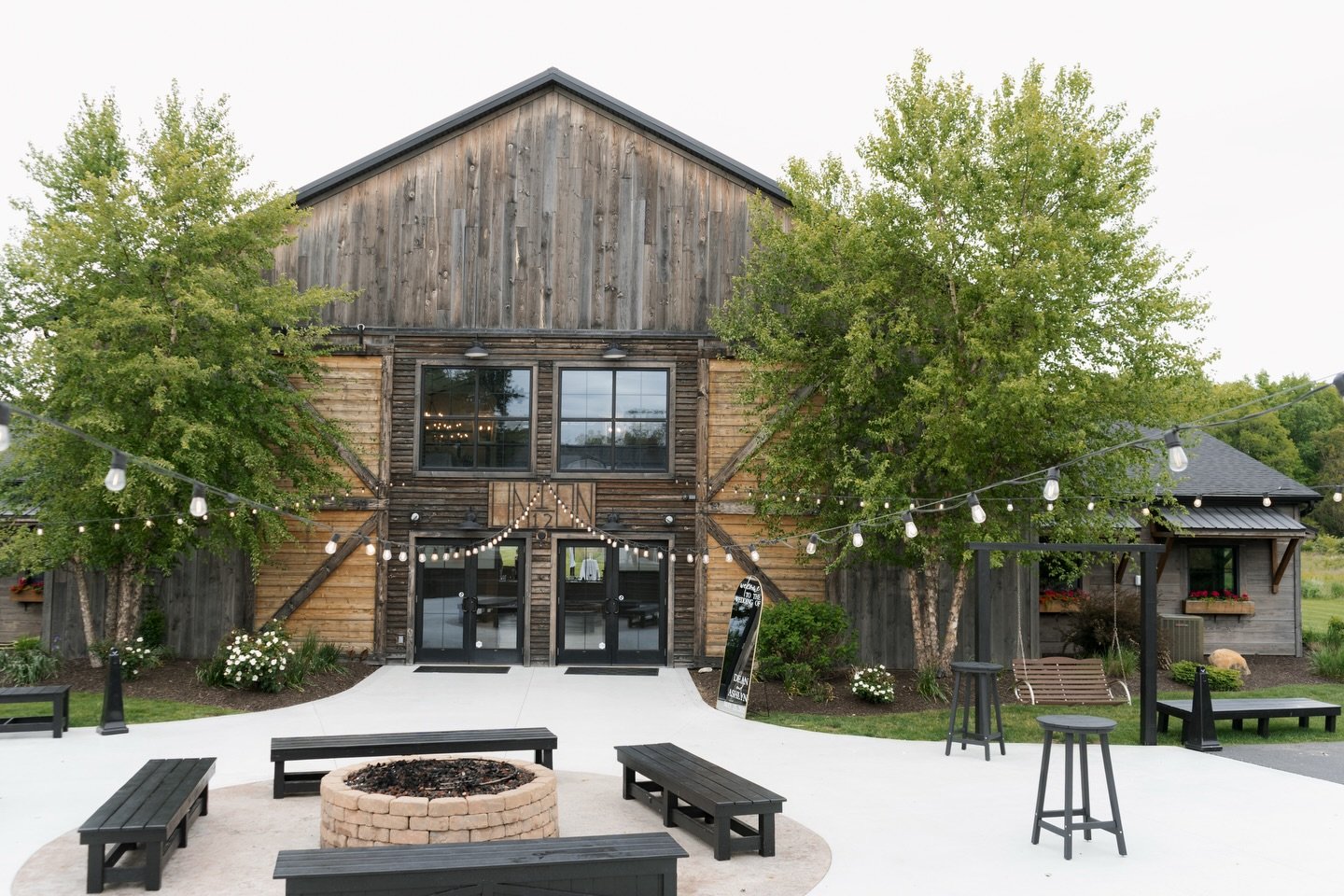 We&rsquo;re so excited to be at the Bridal Boutique at Union 12 on Sunday, March 1 from 11AM&ndash;3PM 🤍

This FREE special event is for all Union 12 booked couples, and we can&rsquo;t wait to spend the afternoon celebrating, planning, and connectin