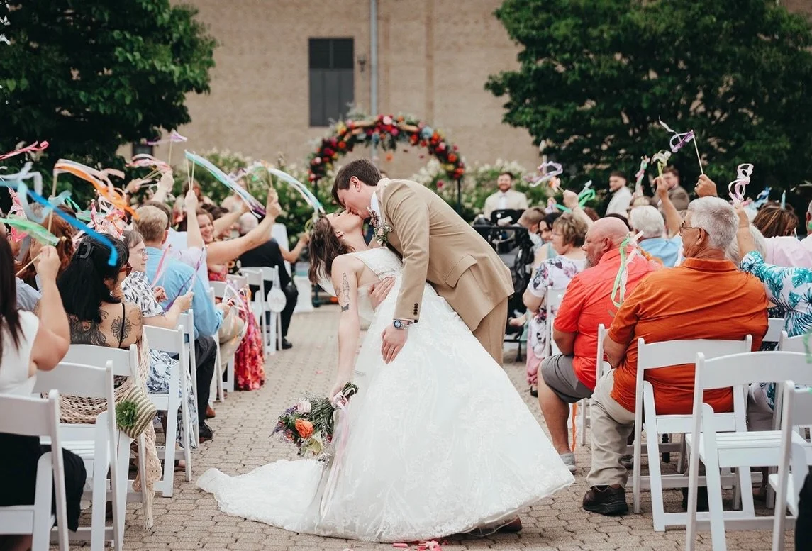 5 Things Couples Forget to Plan 🤍

Planning your wedding is exciting&hellip; but there are a few small details couples almost always forget to plan 👀

Here are 5 big ones:

1️⃣ Who is pinning boutonnieres and fluffing dresses?
2️⃣ Who is making sur