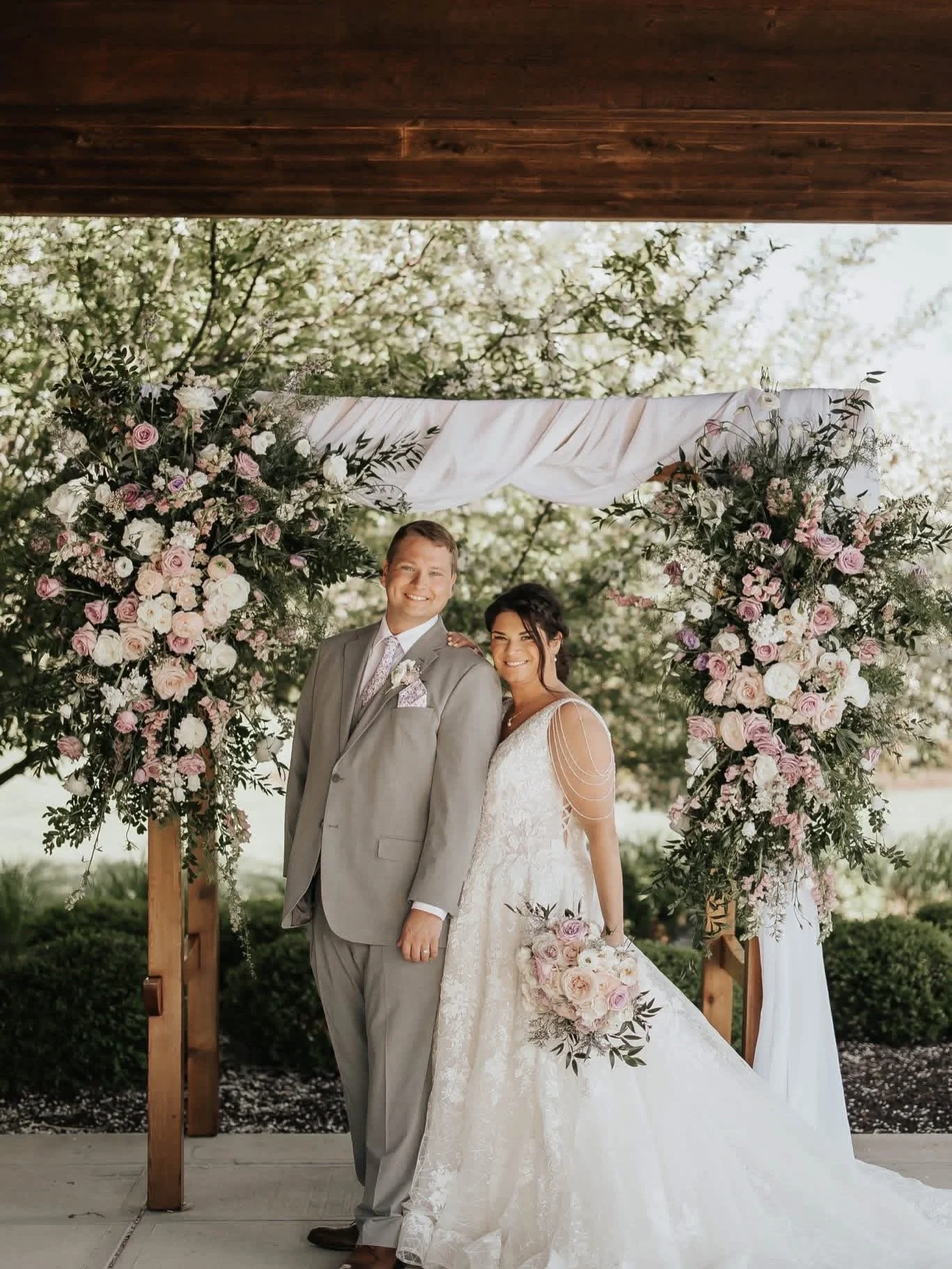 ✨ Where are they now &ndash; Kathryn &amp; Robbie ✨

Kathryn &amp; Robbie said &ldquo;I do&rdquo; in April 2025, and it&rsquo;s been so sweet to watch their life together unfold ever since 🤍

From buying their first home together in Bargersville, to