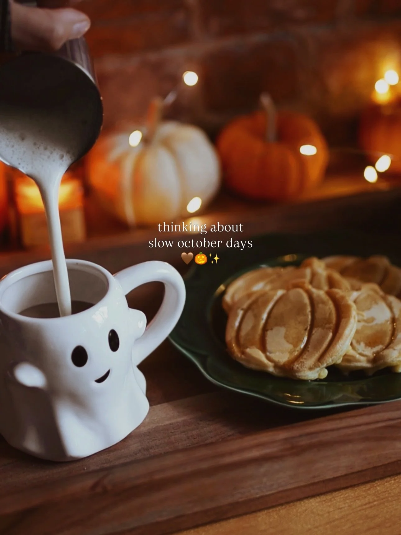 it&rsquo;s exactly 21 saturdays until halloween 😭 i&rsquo;ll be patient i guess #autumn #halloween #daysofsimpleandslow #witchy #october salem, salem massachusetts, october, witchy, autumn, halloween, autumn lover, slow days
