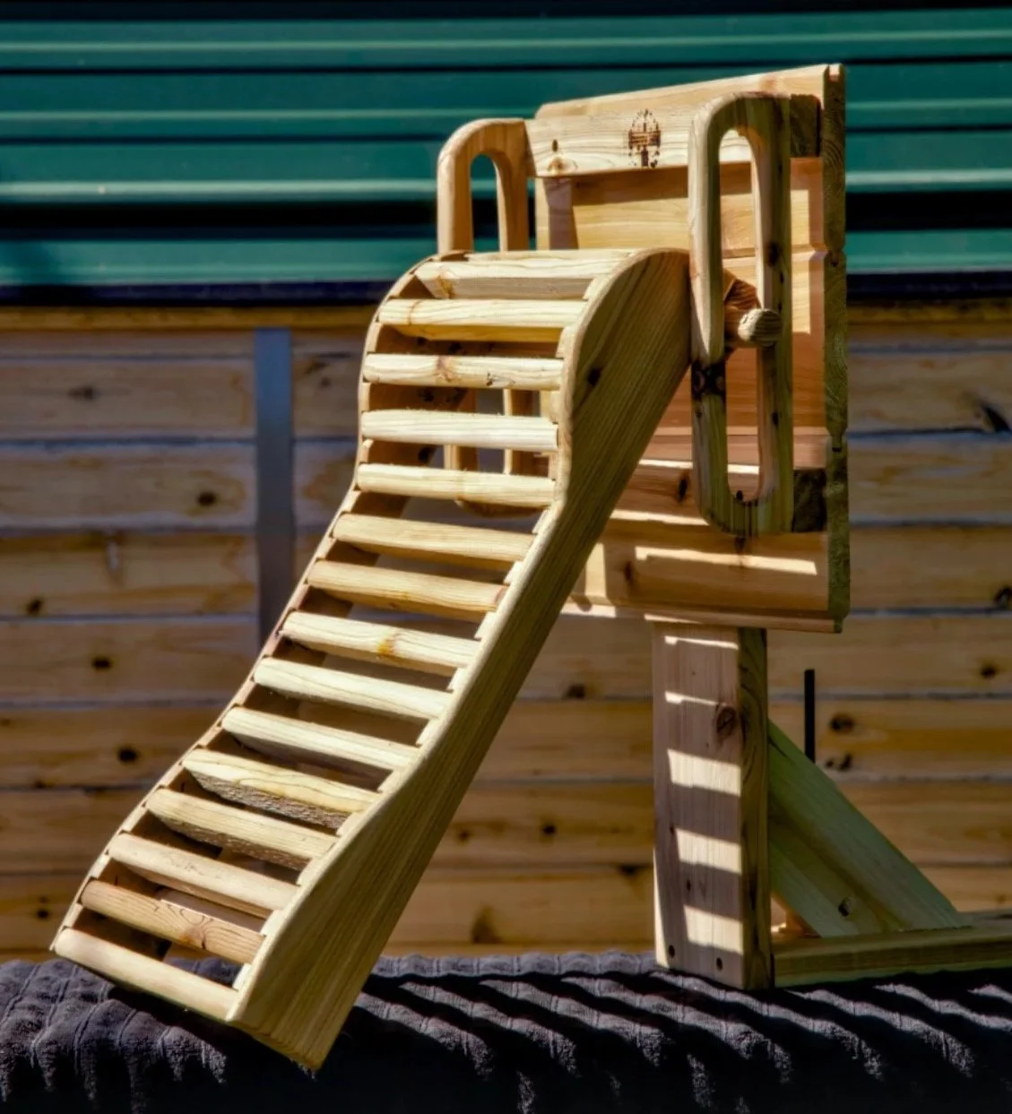 8+FOLDING+BACKREST.jpg