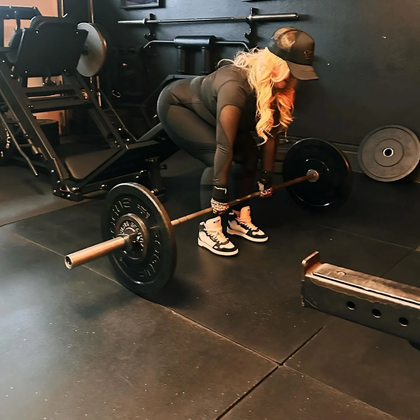 I was talking to a girlfriend this week and she asked me what I want this year.

My answer?

I want to be open.

Open to growth.
Open to challenge.
Open to being stretched instead of staying comfy.
Open to surrounding myself with next-level people 
O