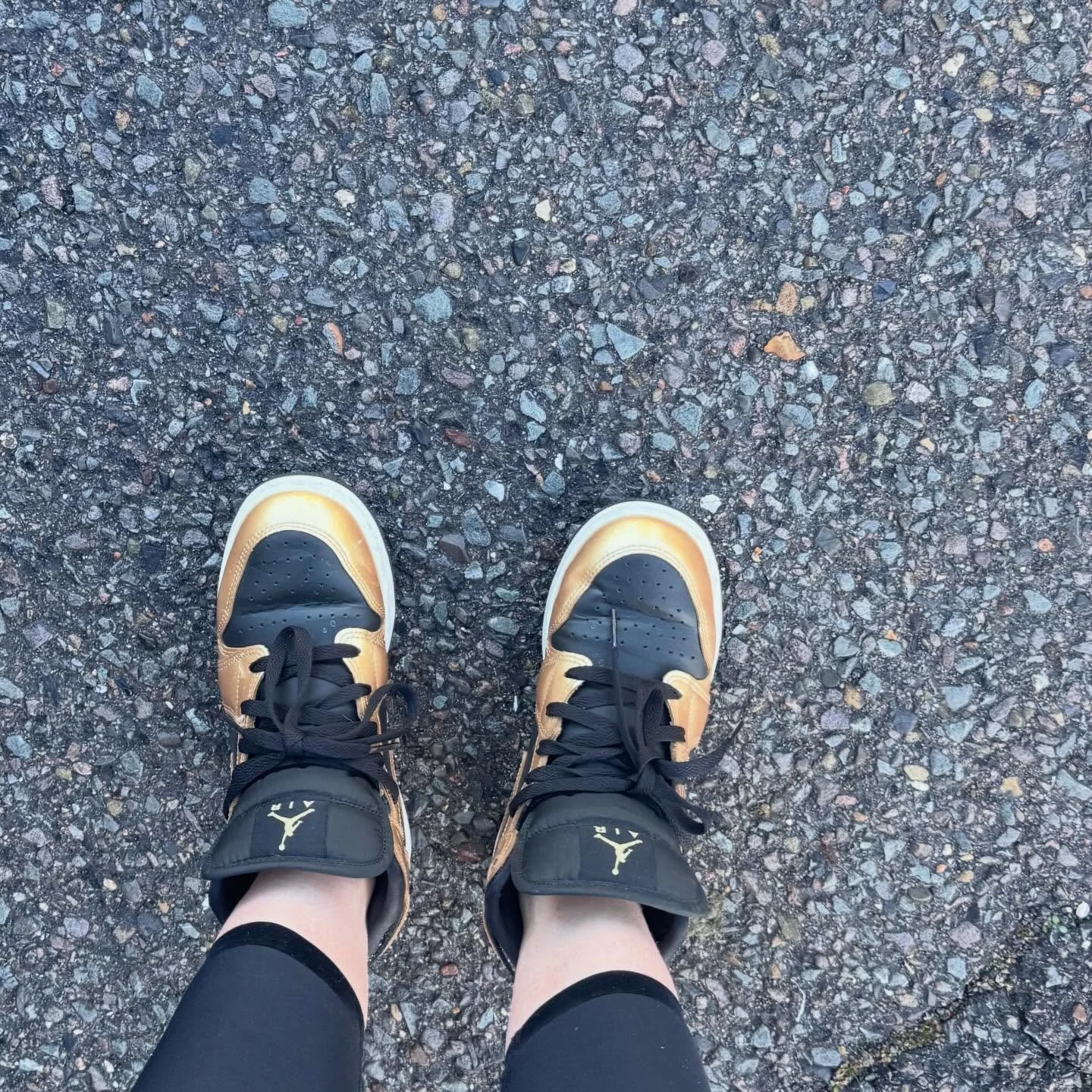 Making shit happen
🕶️