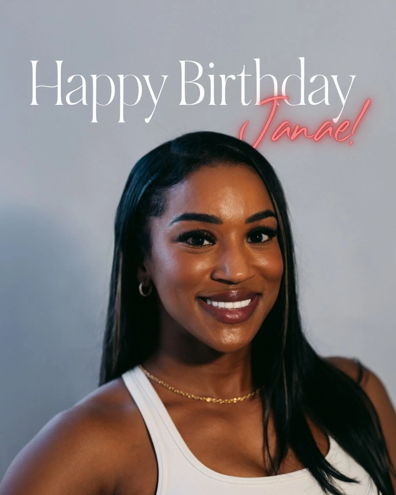 Happy Birthday, Janaeeeee ✨

Our girl does it ALL. Lifting, training, teaching, showing up for herself and everyone around her like it&rsquo;s second nature

Strong isn&rsquo;t just how she moves, it&rsquo;s who she is and we&rsquo;re so lucky to hav