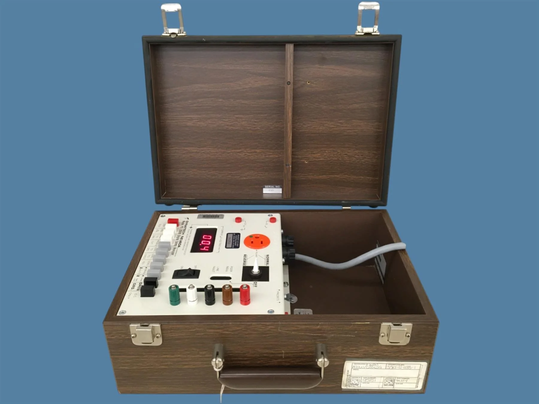 Dynatech Nevada PEI 2000B Digital Safety Analyzer w/ Wood Box/Case