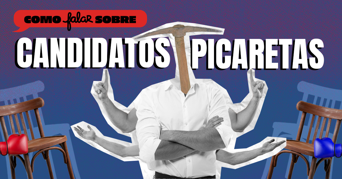 Silhueta de uma pessoa com cabeça de picareta, roupas brancas e braços com duas mãos levantadas, uma de cada lado, em frente a uma parede azul com cadeiras de madeira ao fundo, uma com luva vermelha e outra com luva azul.