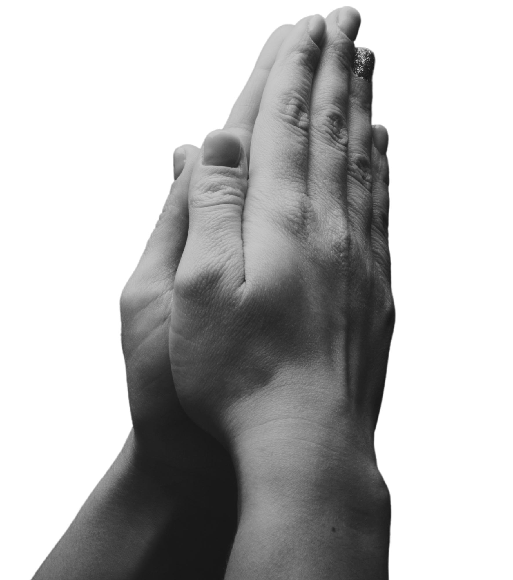 Mãos dadas em oração ou agradecimento, em preto e branco.