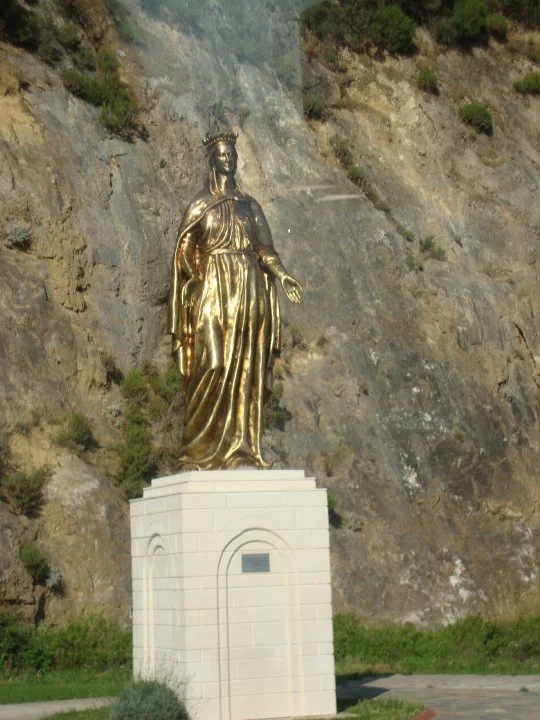 Bulbul Mountain Shrine