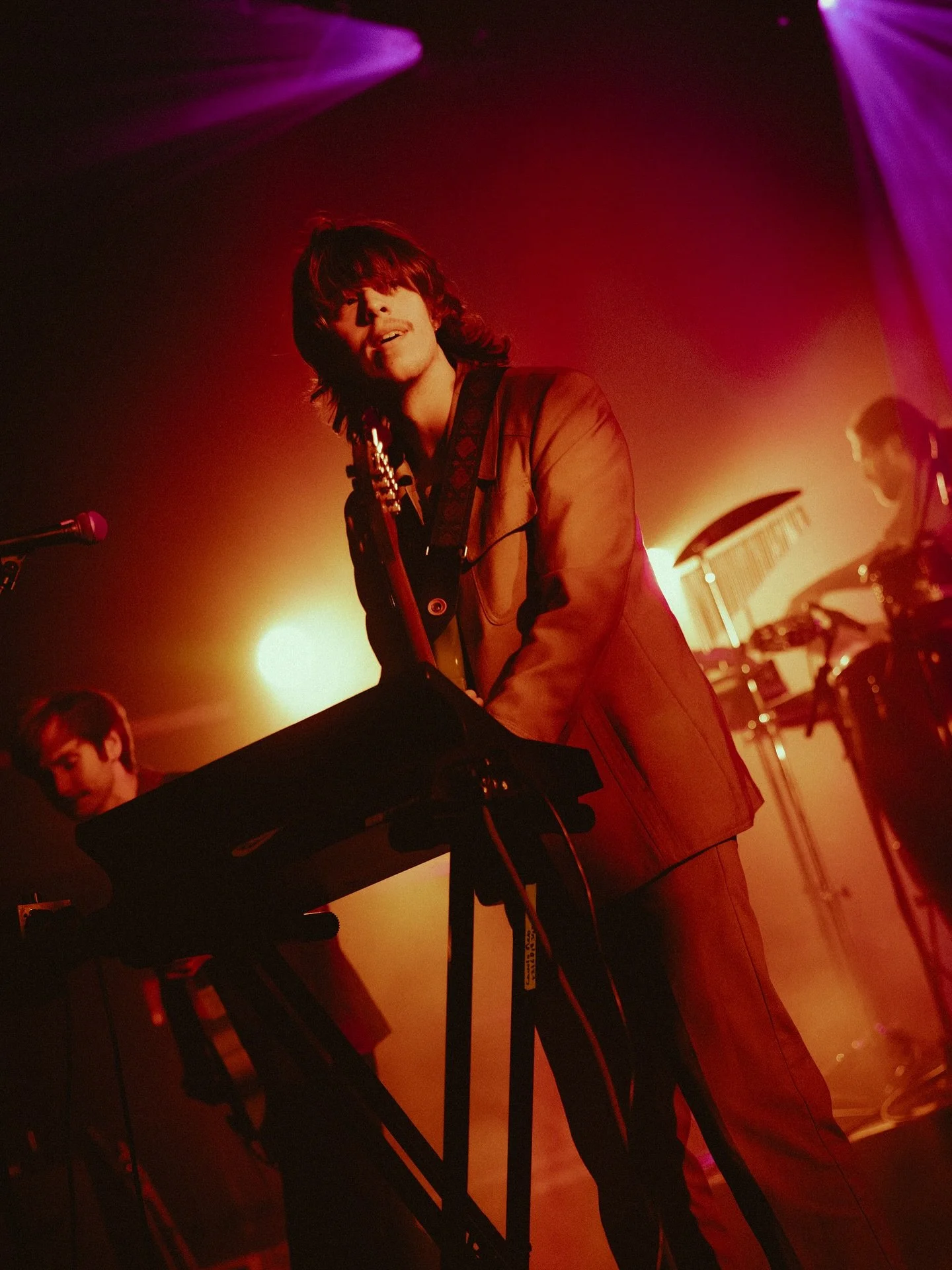 last one of the year @cavoloneroband + @bandshoom 🪩✨