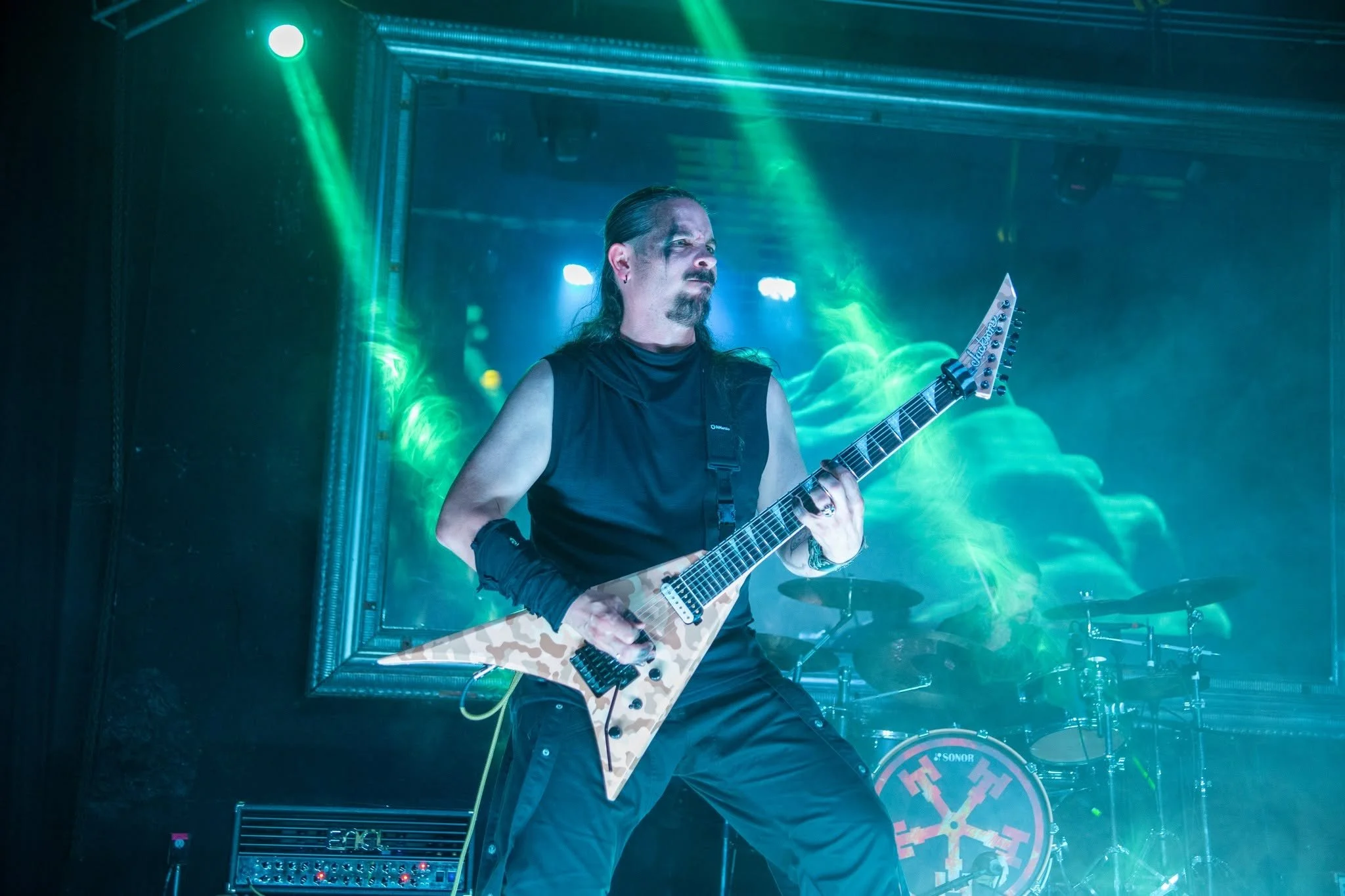 HELM OF TERROR presenta en Foro La Paz su propuesta de metal melódico y universo narrativo