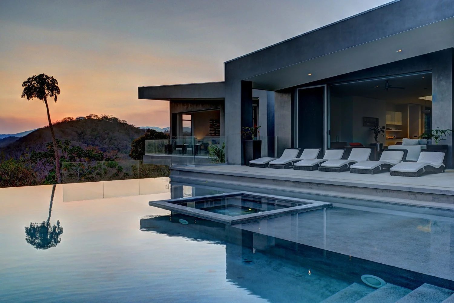 Jack Laurier - A luxury vacation rental operating platform.jpg