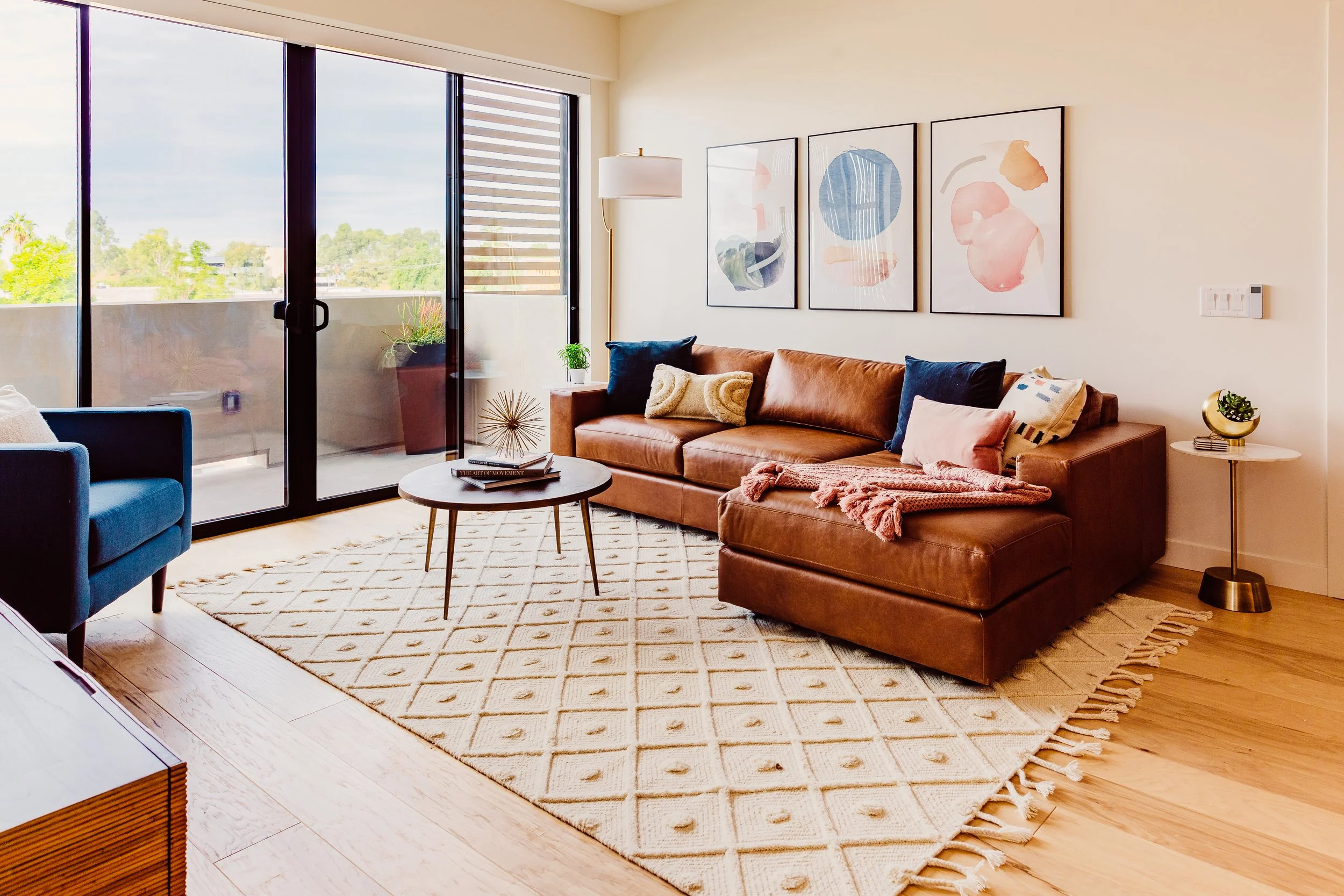 How to Choose the Right Rug Size — RAVENHOUSE DESIGN