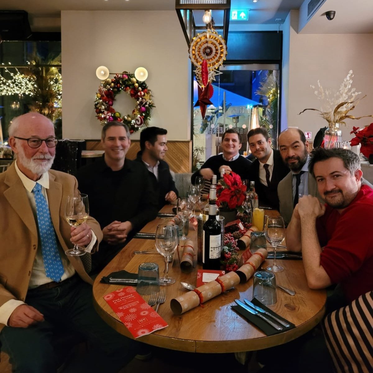 Join Us for a Festive Christmas Sunday Roast at the Parcel Yards!