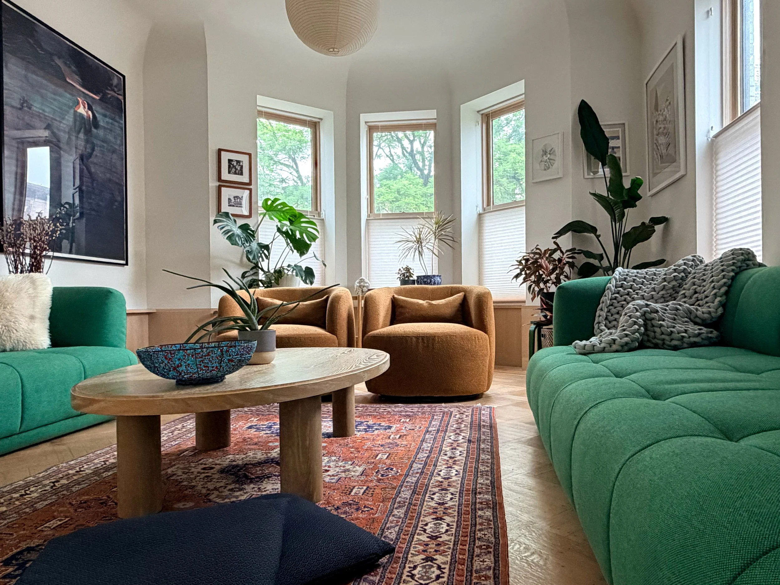 LivingRoomWide.jpg