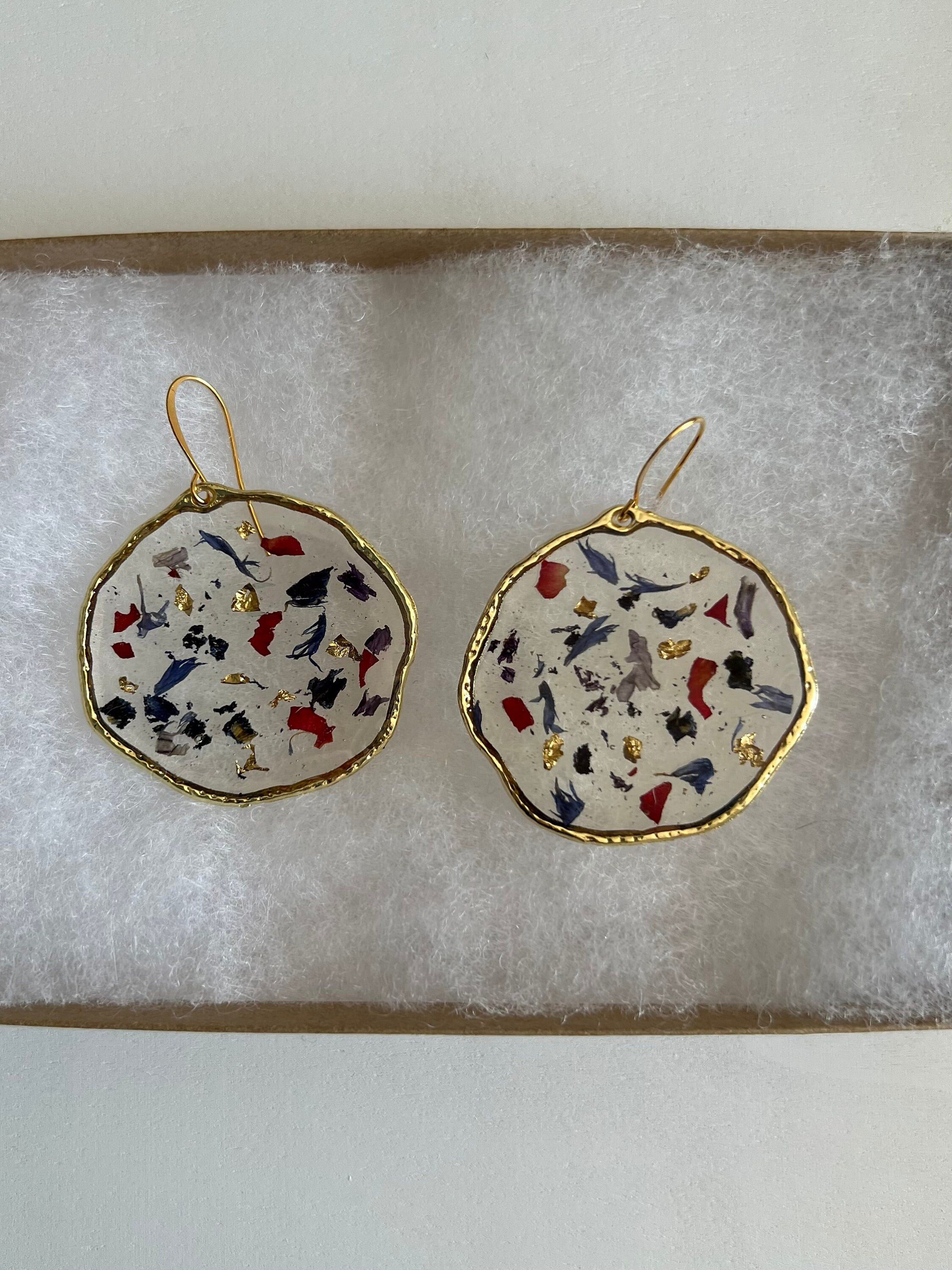Multicolor Flower Çay Bezel Earrings
