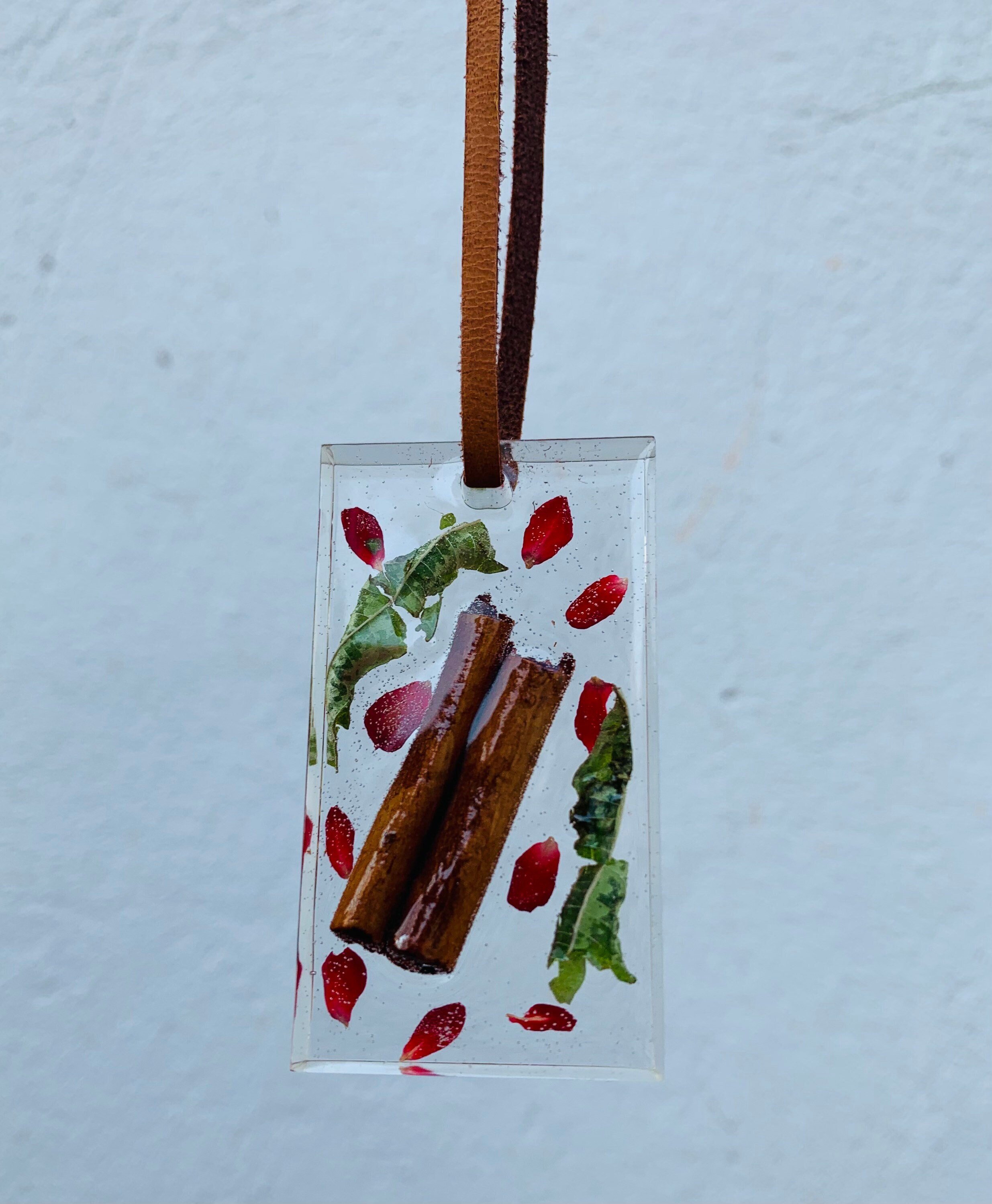 https://i.etsystatic.com/7129306/r/il/82c777/3248176072/il_fullxfull.3248176072_fxhm.jpg