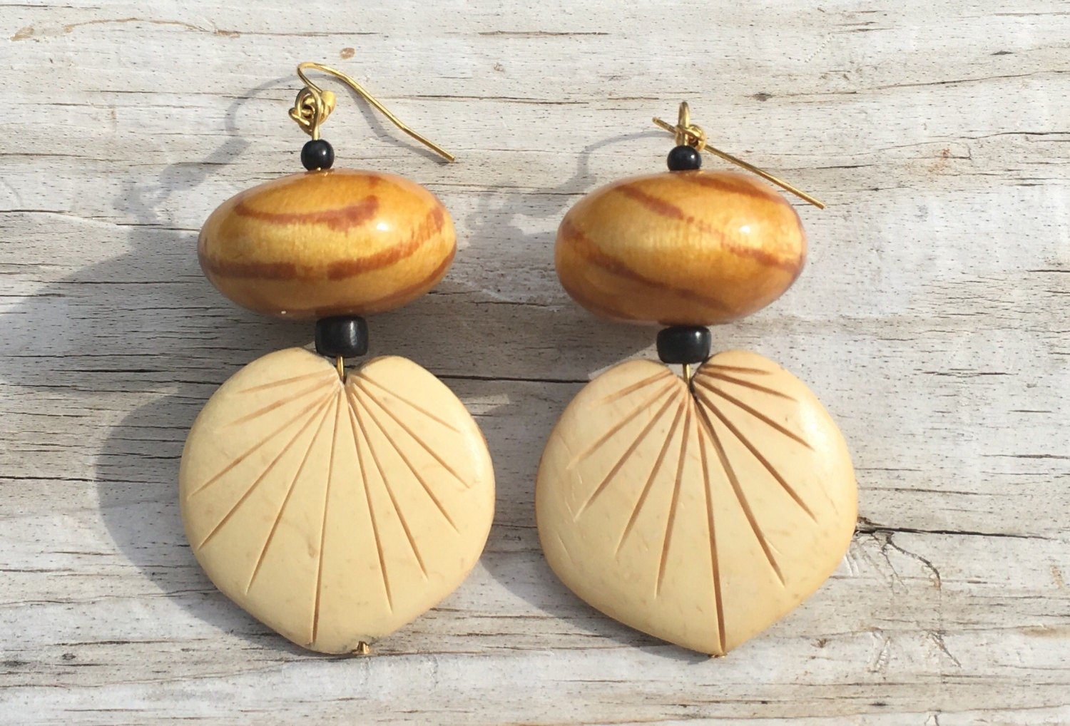 https://i.etsystatic.com/7129306/r/il/cf00f0/1025719004/il_fullxfull.1025719004_qg8d.jpg