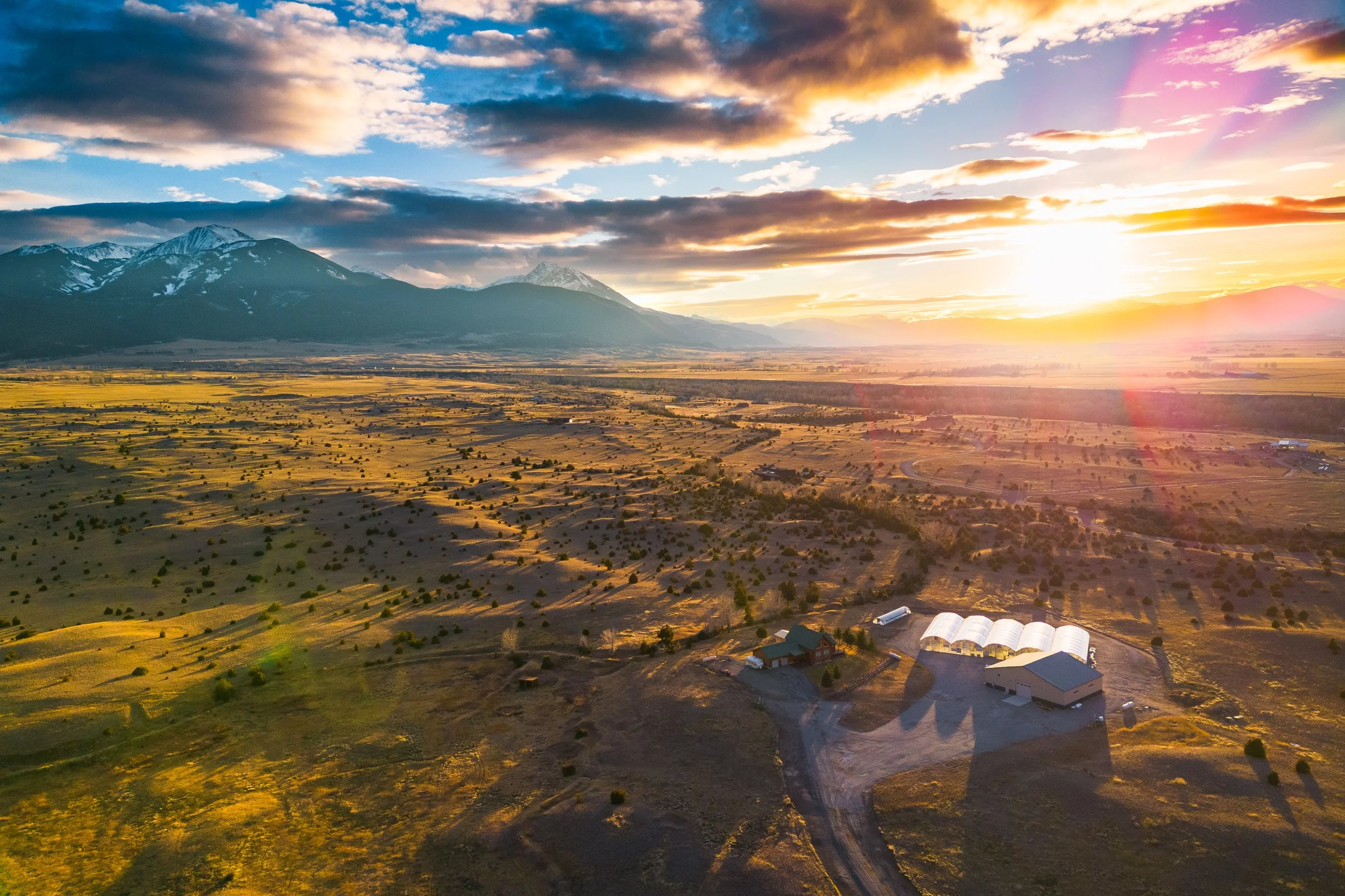 Livingston-MT-Paradise-Valley-sunrise2-HRZ.jpg