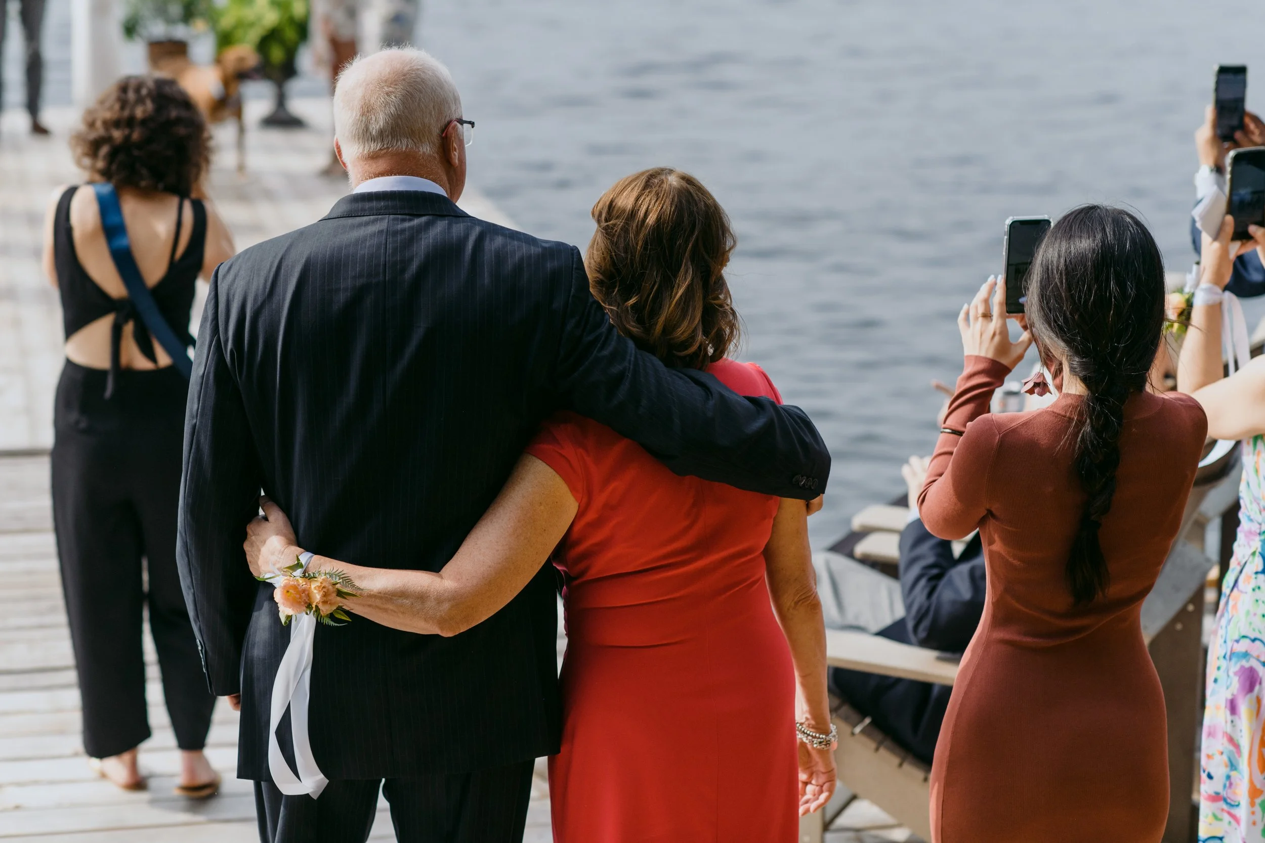 Muskoka-Cottage-Wedding-Documentary-Candid-Jenn-Dave-Stark-028.JPG